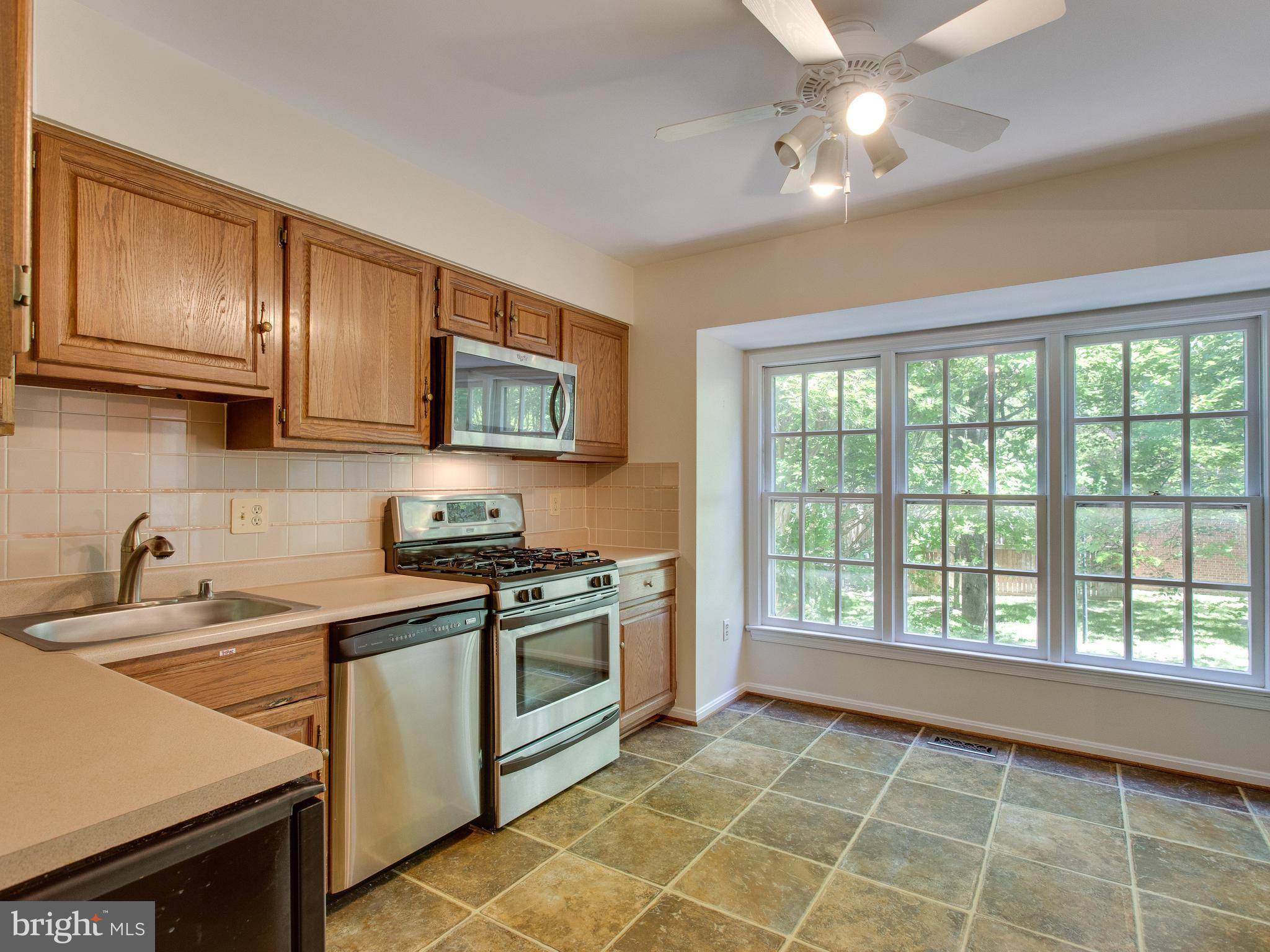 Alexandria, VA 22311,5149 WOODMIRE LN