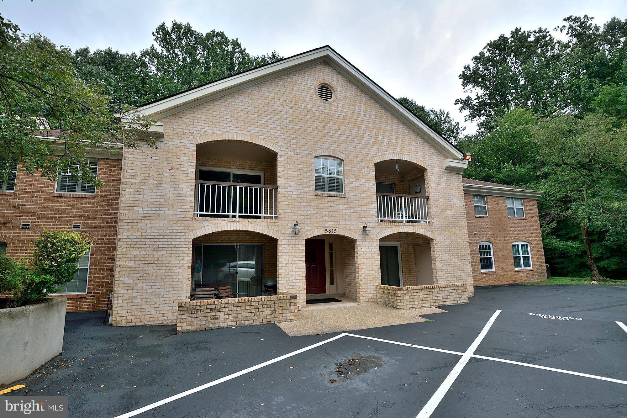 Burke, VA 22015,5815 COVE LANDING RD #301