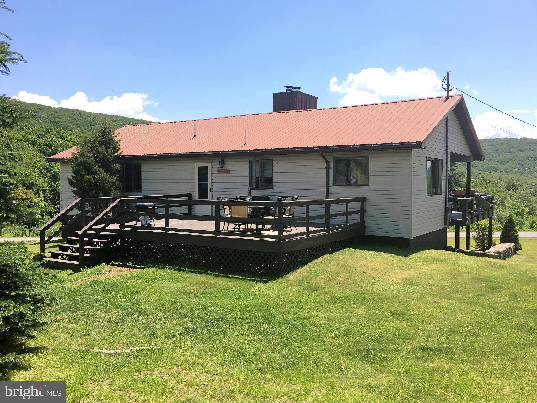 Terra Alta, WV 26764,59 BOBOLINK DR