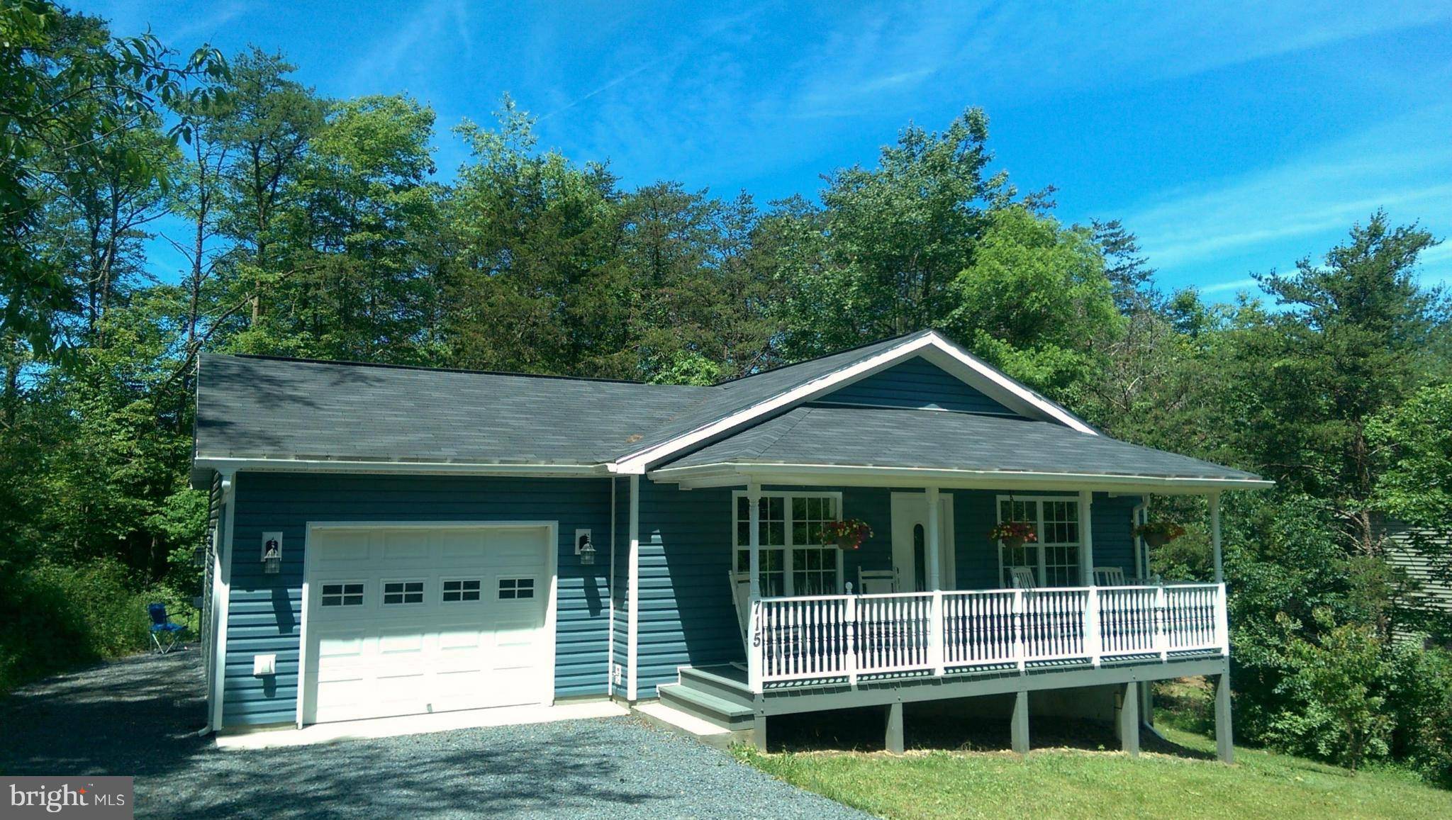 Basye, VA 22810,715 QUAIL RD