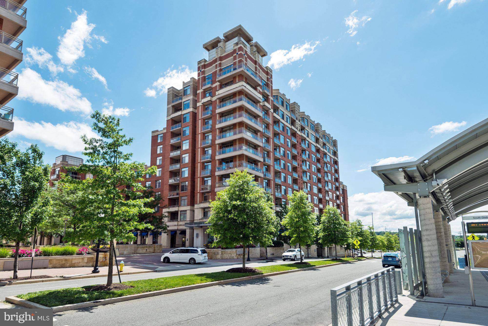 Arlington, VA 22202,3600 GLEBE RD #611W