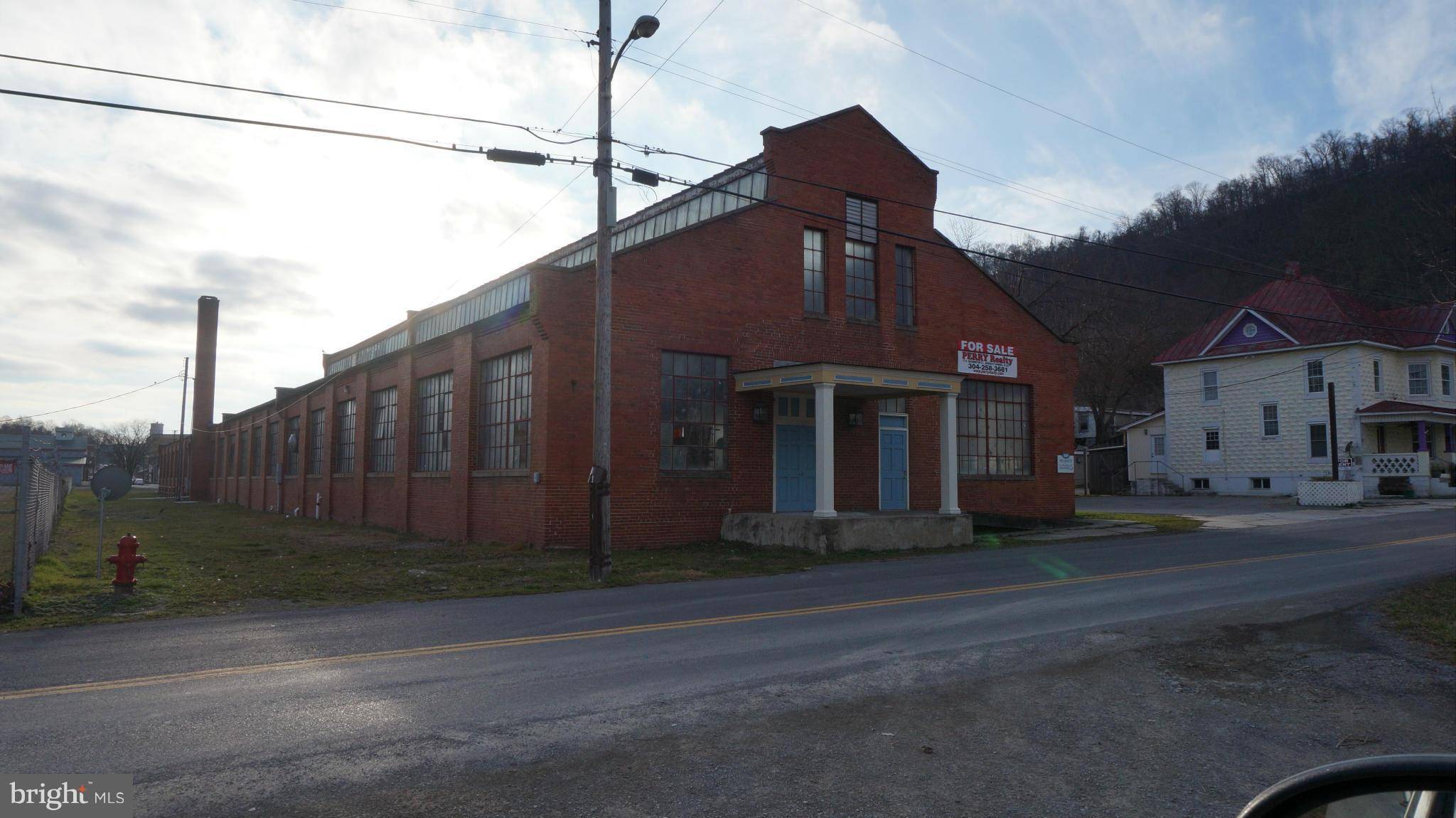 Berkeley Springs, WV 25411,282 WILLIAMS ST