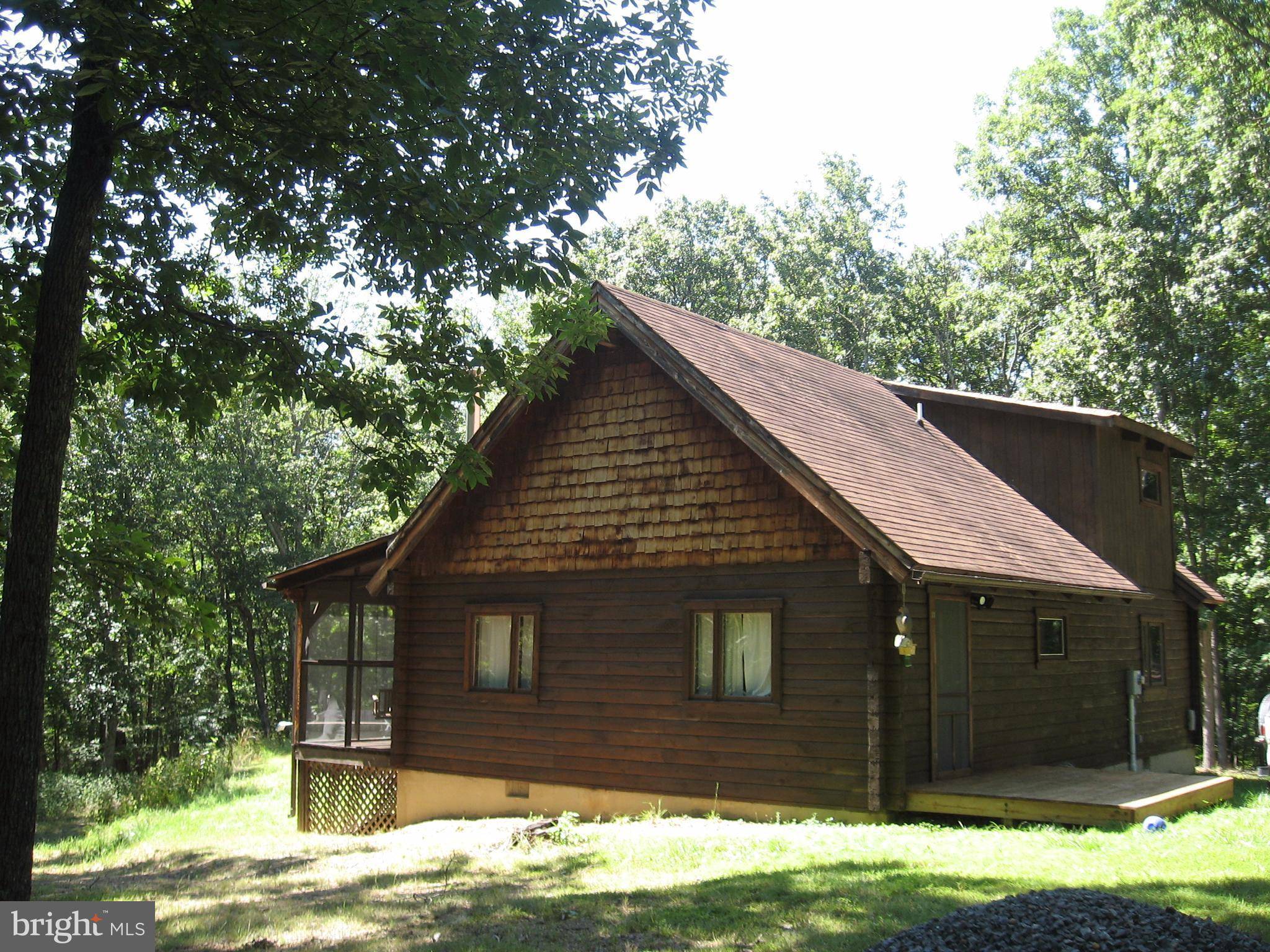 Berkeley Springs, WV 25411,191 TIMBER LN