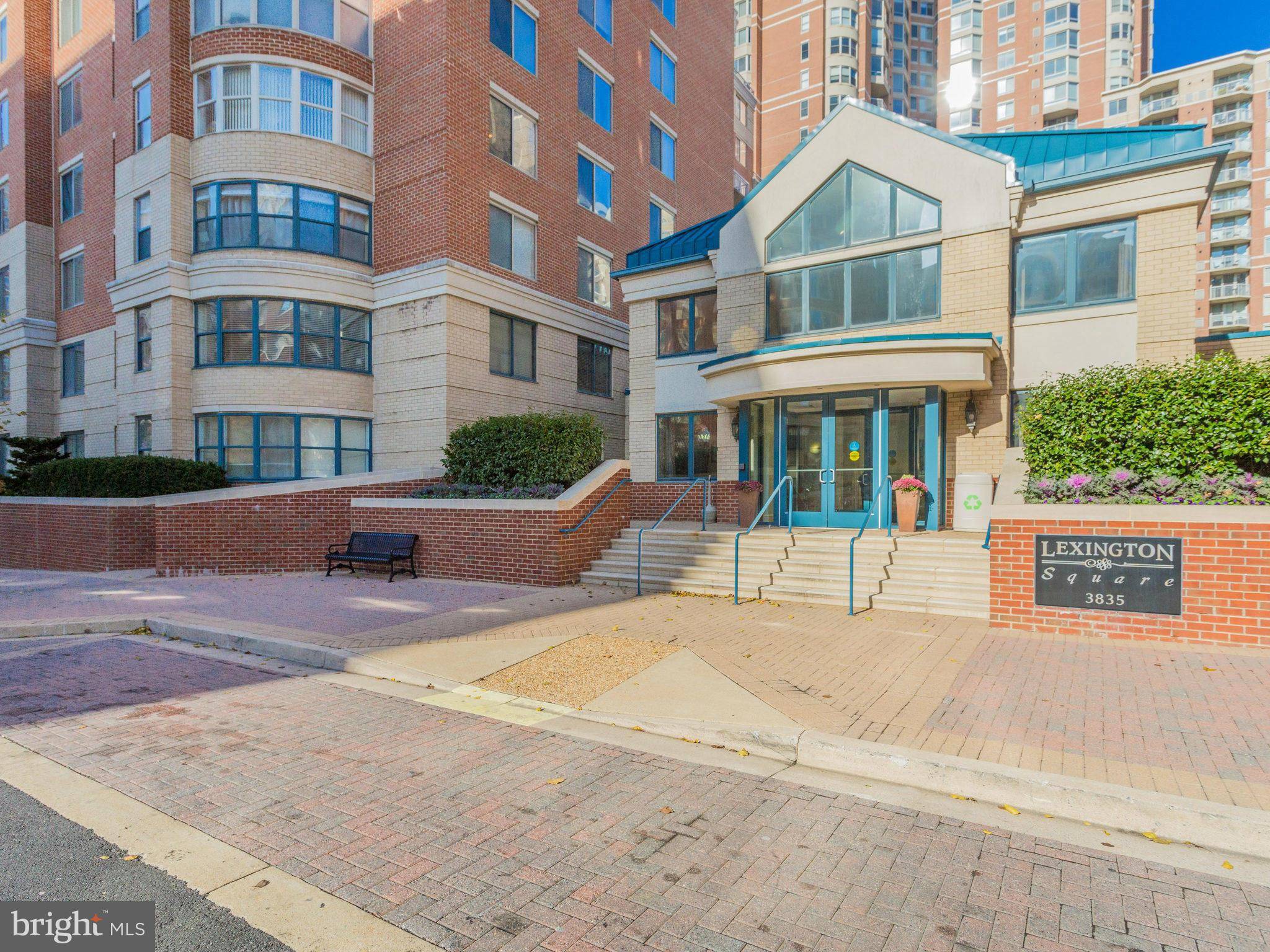 Arlington, VA 22203,3835 9TH ST N #907E