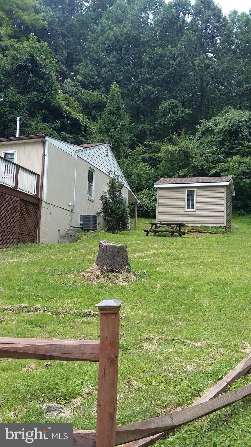 Stanardsville, VA 22973,121 DUNIVAN LN