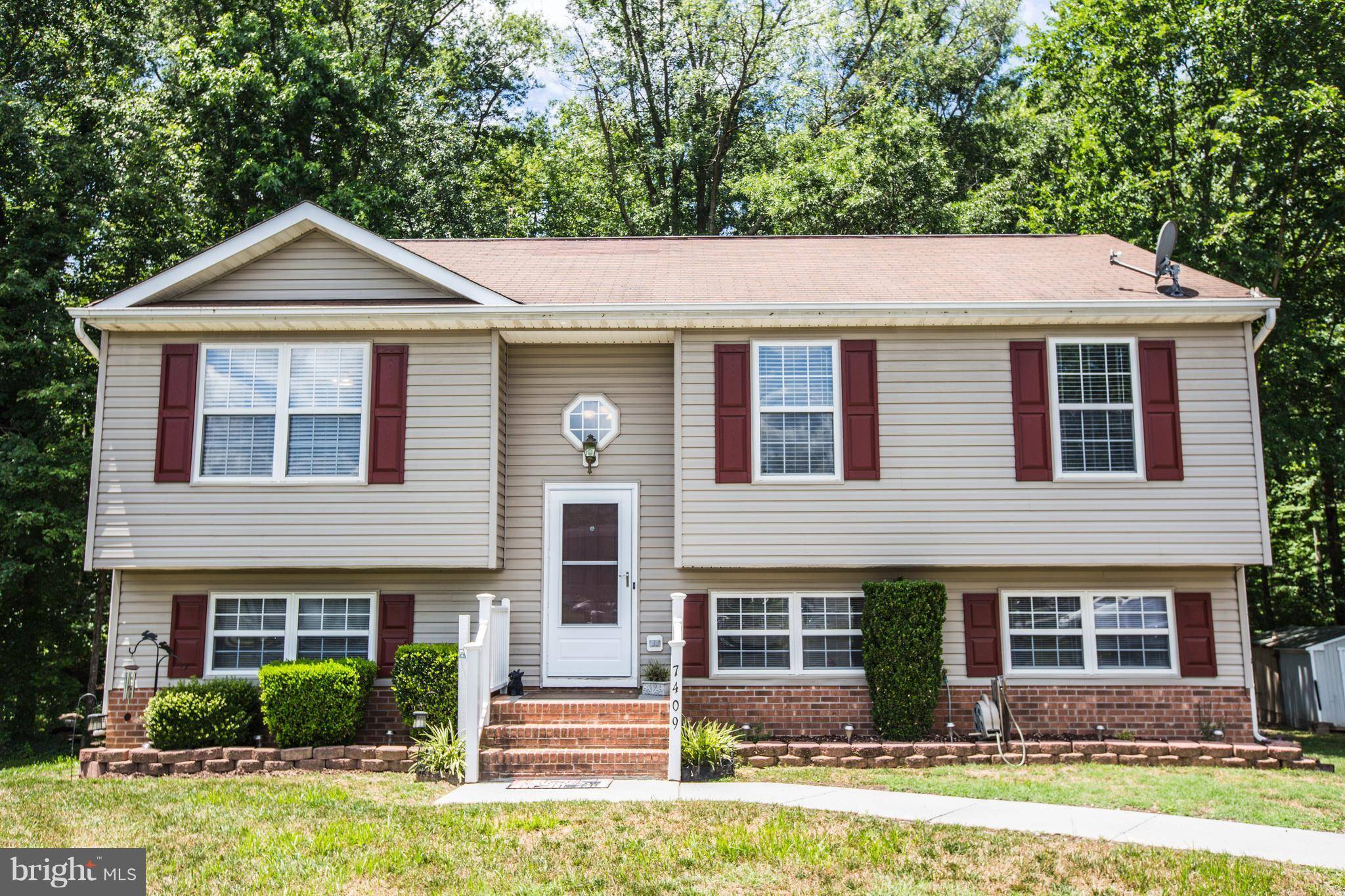 Fredericksburg, VA 22407,7409 DANALU CT