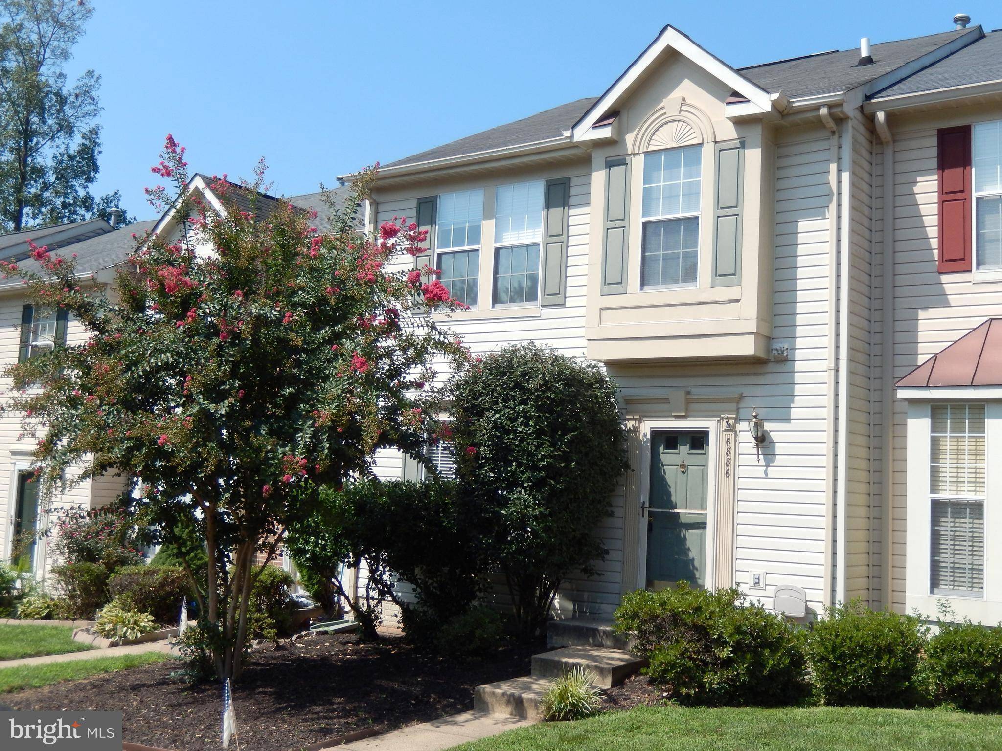 Centreville, VA 20121,6886 RIDGE WATER CT