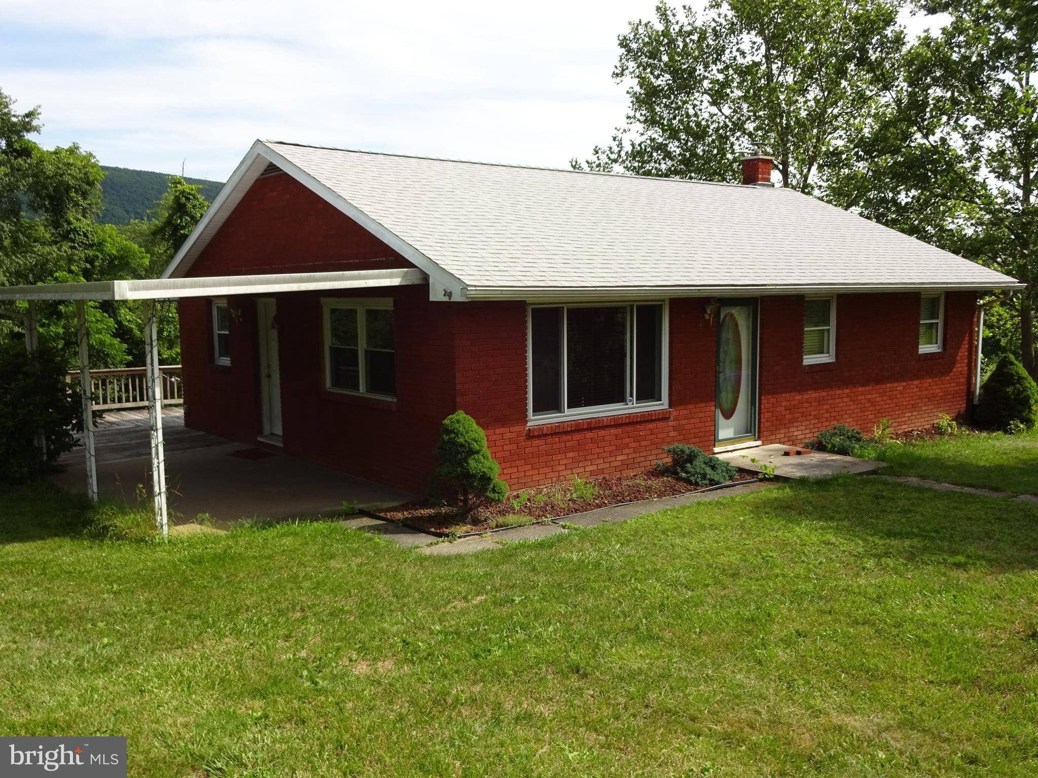 Hyndman, PA 15545,235 WITT ST