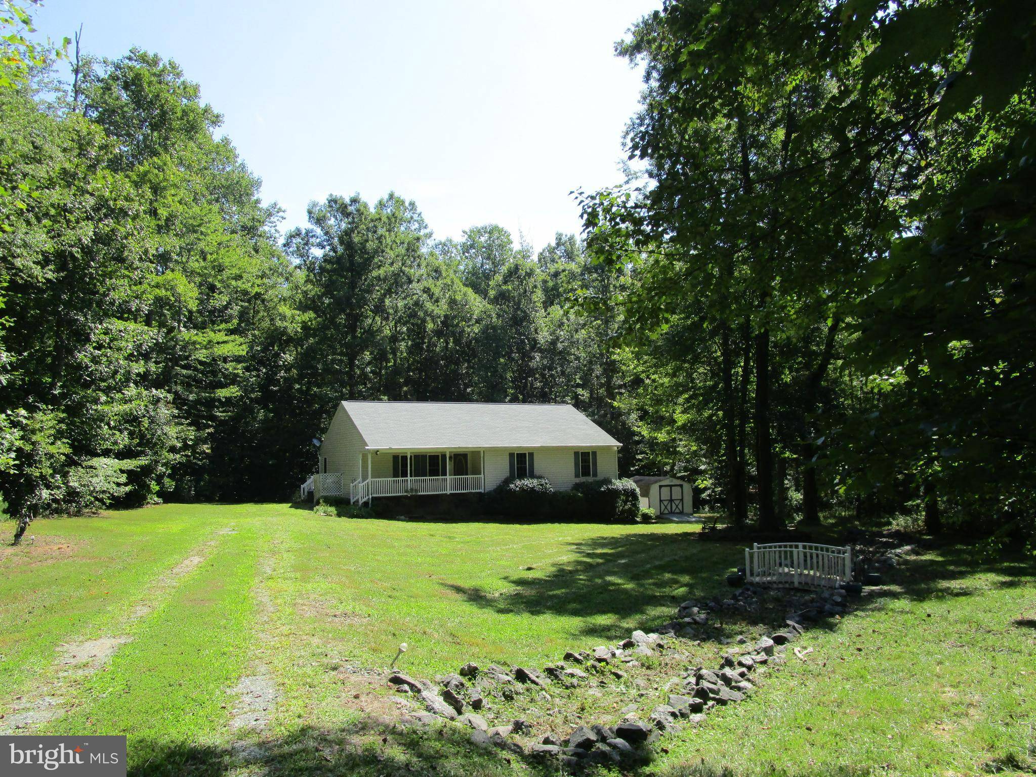 Louisa, VA 23093,1613 HARRIS CREEK RD