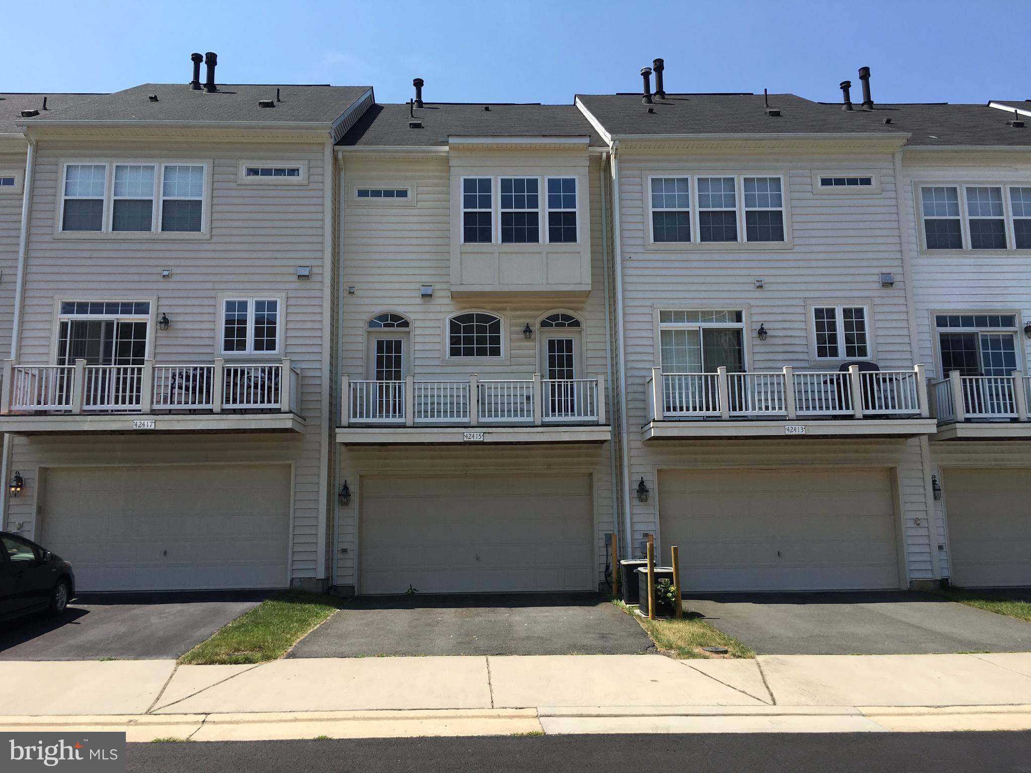 Ashburn, VA 20148,42415 BOWDITCH SQ