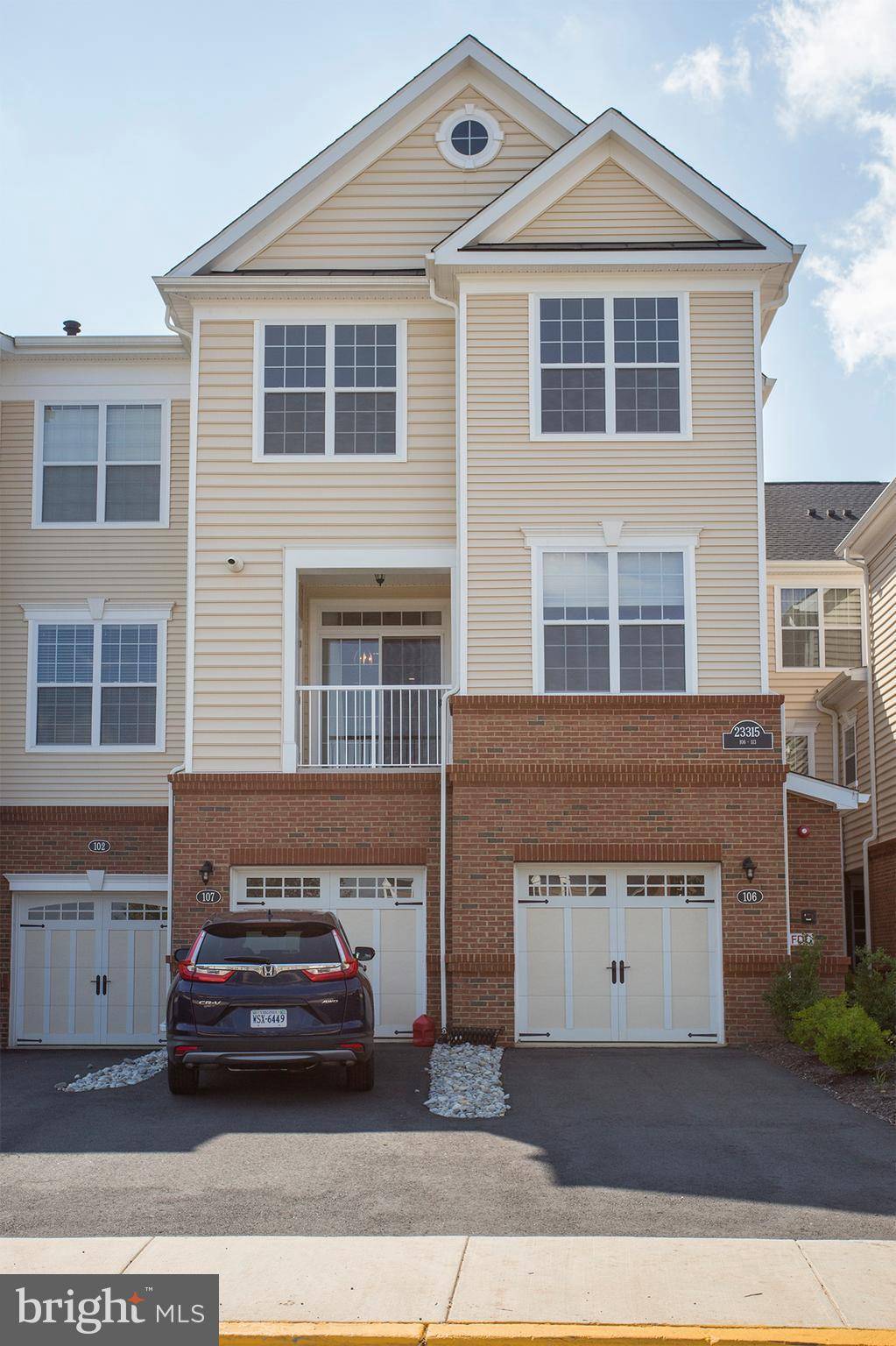 Ashburn, VA 20148,23315 MILLTOWN KNOLL SQ SQ #106