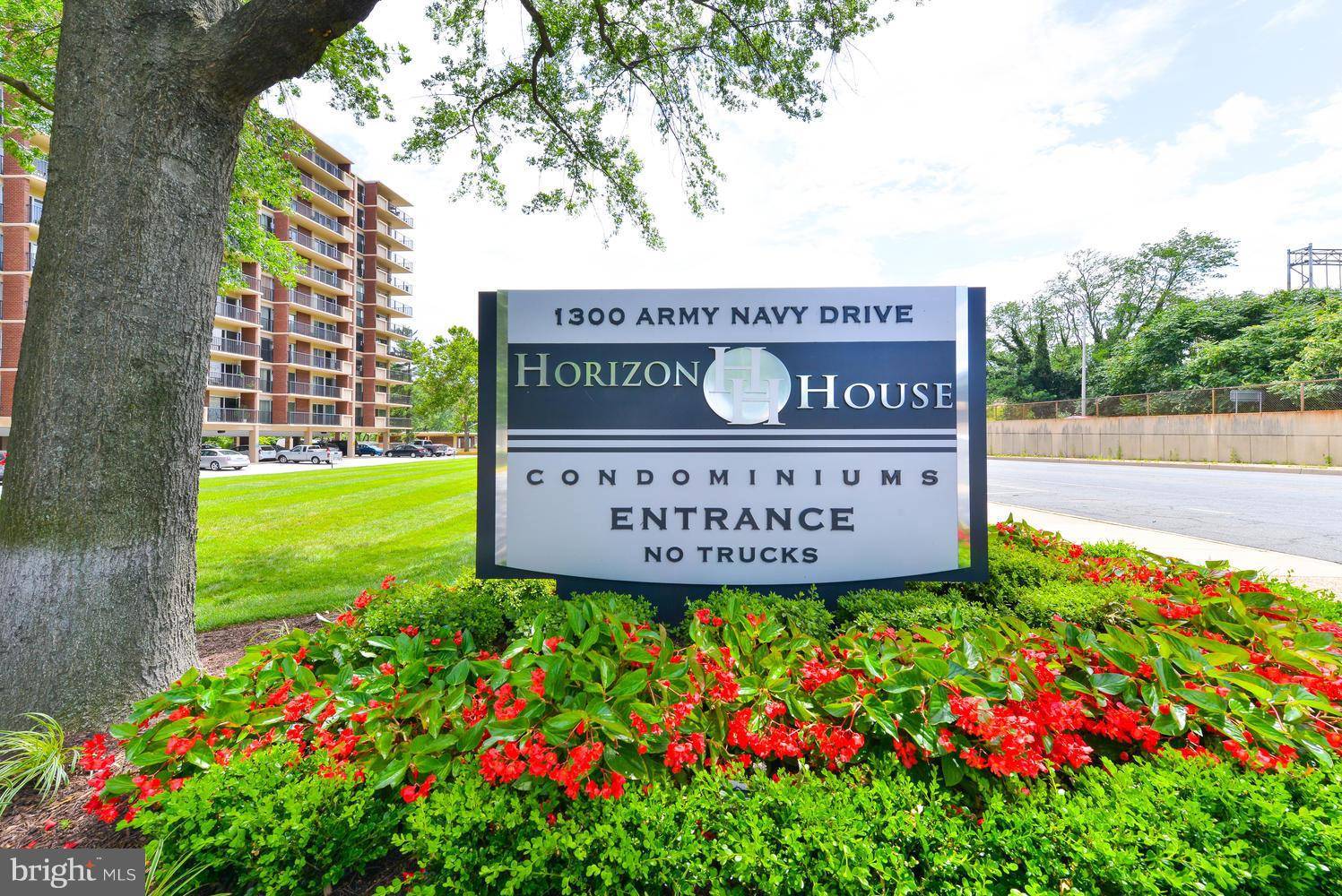 Arlington, VA 22202,1300 ARMY NAVY DR #509