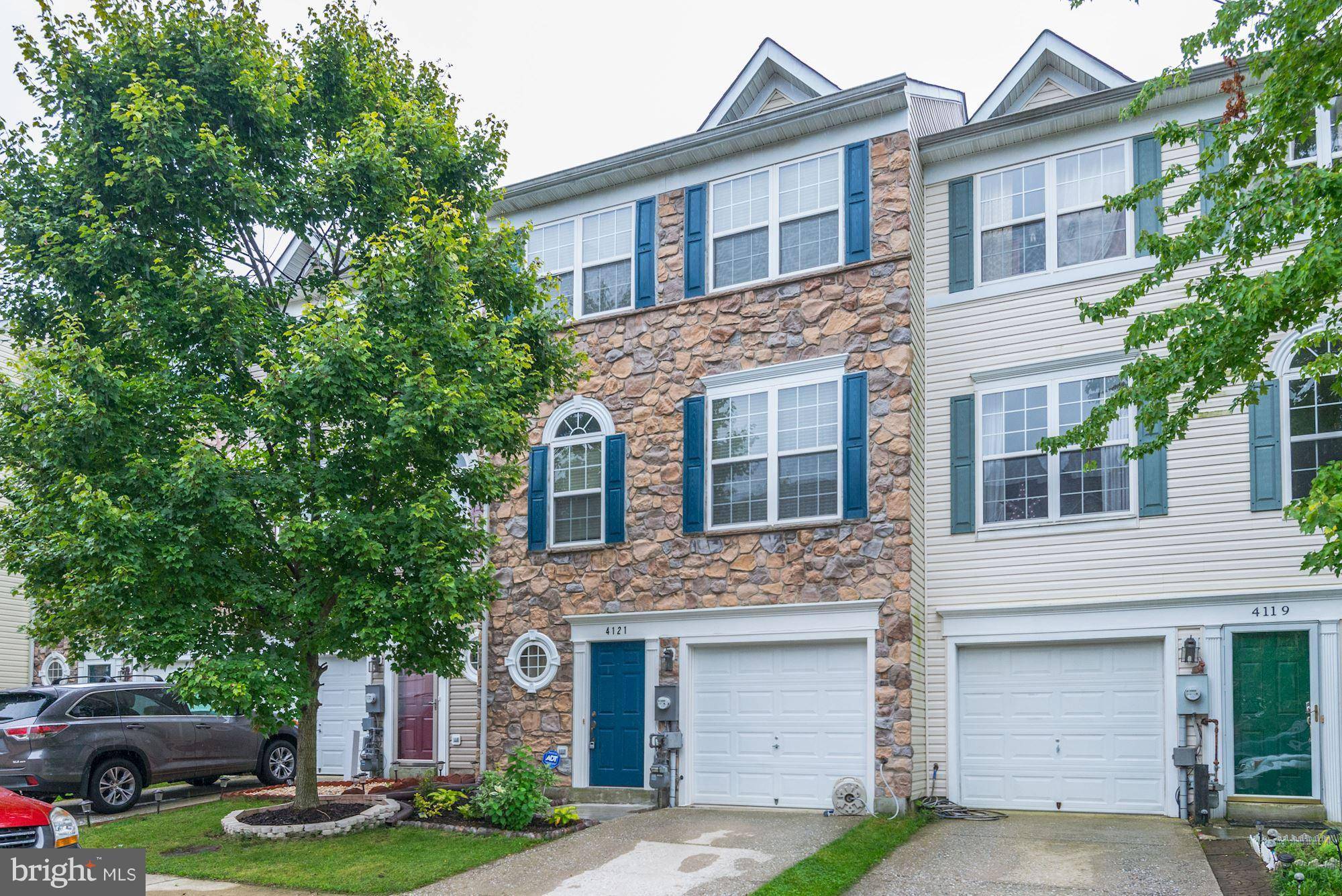 Pasadena, MD 21122,4121 APPLE LEAF CT