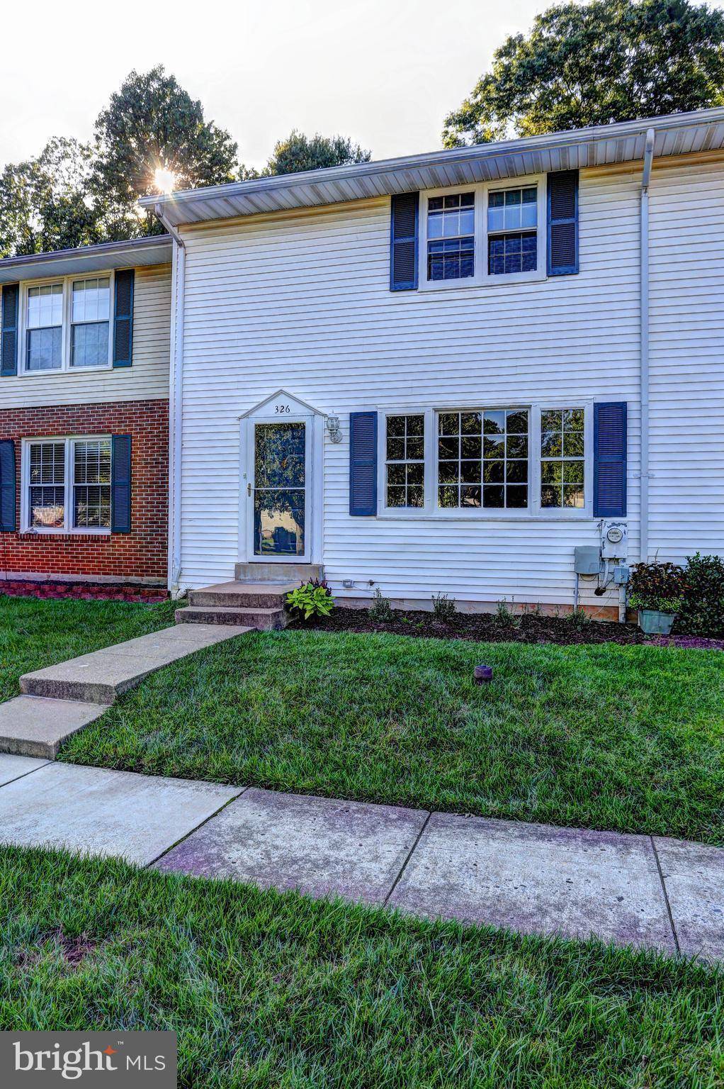 Glen Burnie, MD 21061,326 WOODLEAF CT