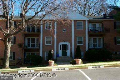 Fairfax, VA 22031,3915 LYNDHURST DR #303