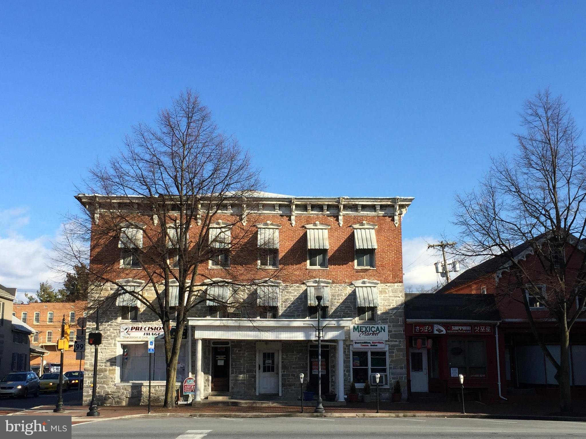 Waynesboro, PA 17268,1 MAIN ST E