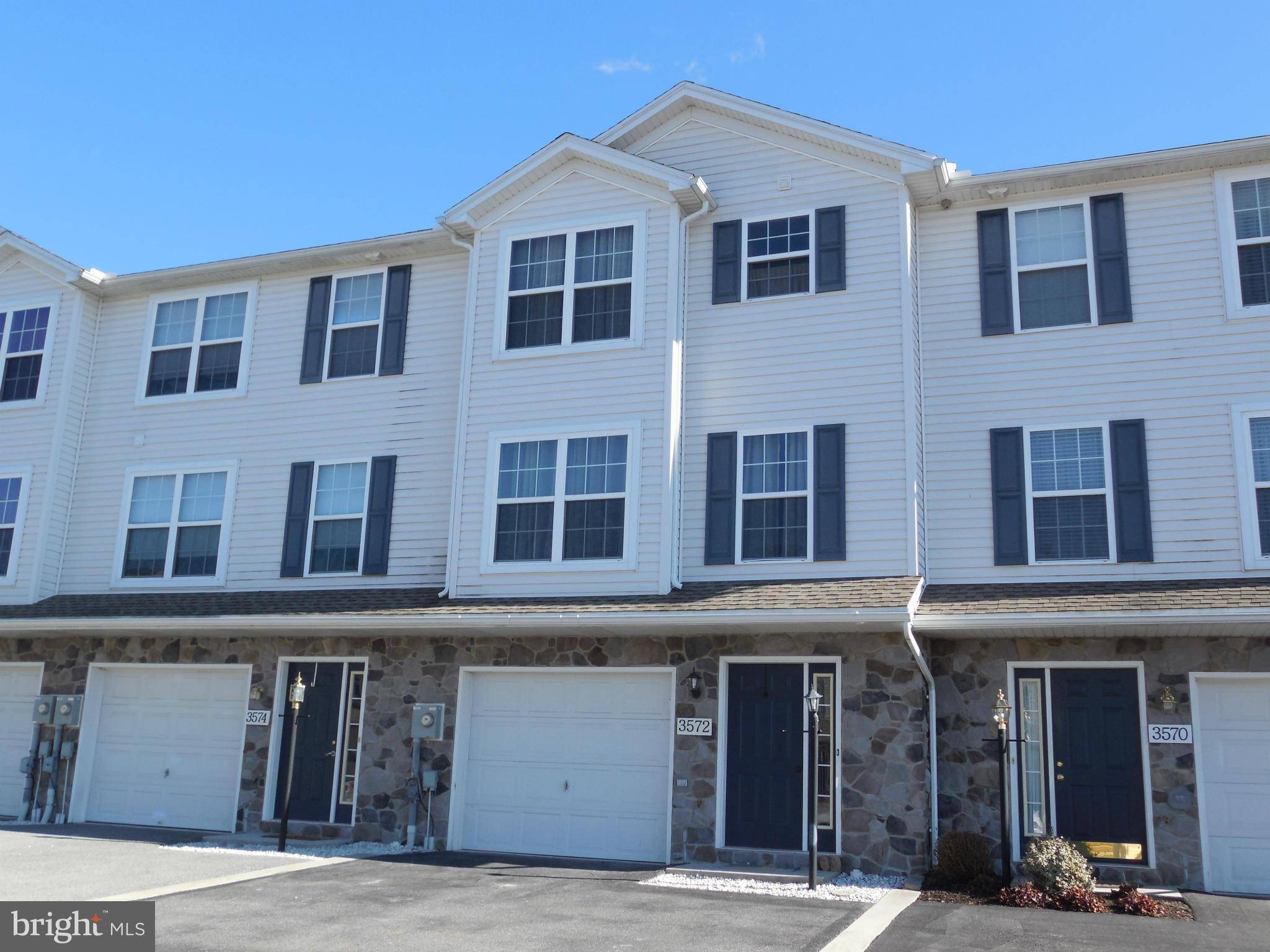 Fayetteville, PA 17222,3572 PINECREST CT