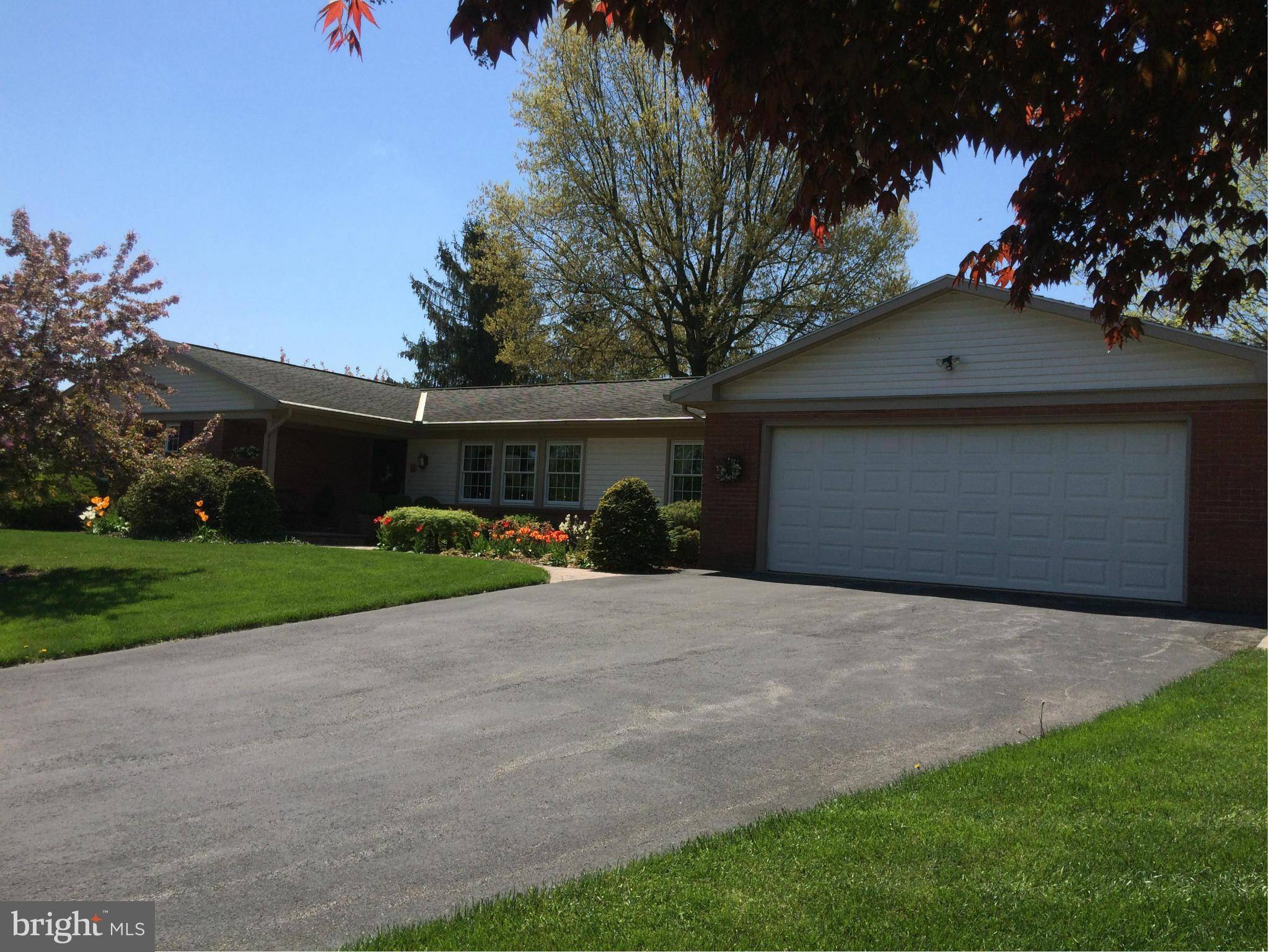 Waynesboro, PA 17268,11465 PINE HILL DR