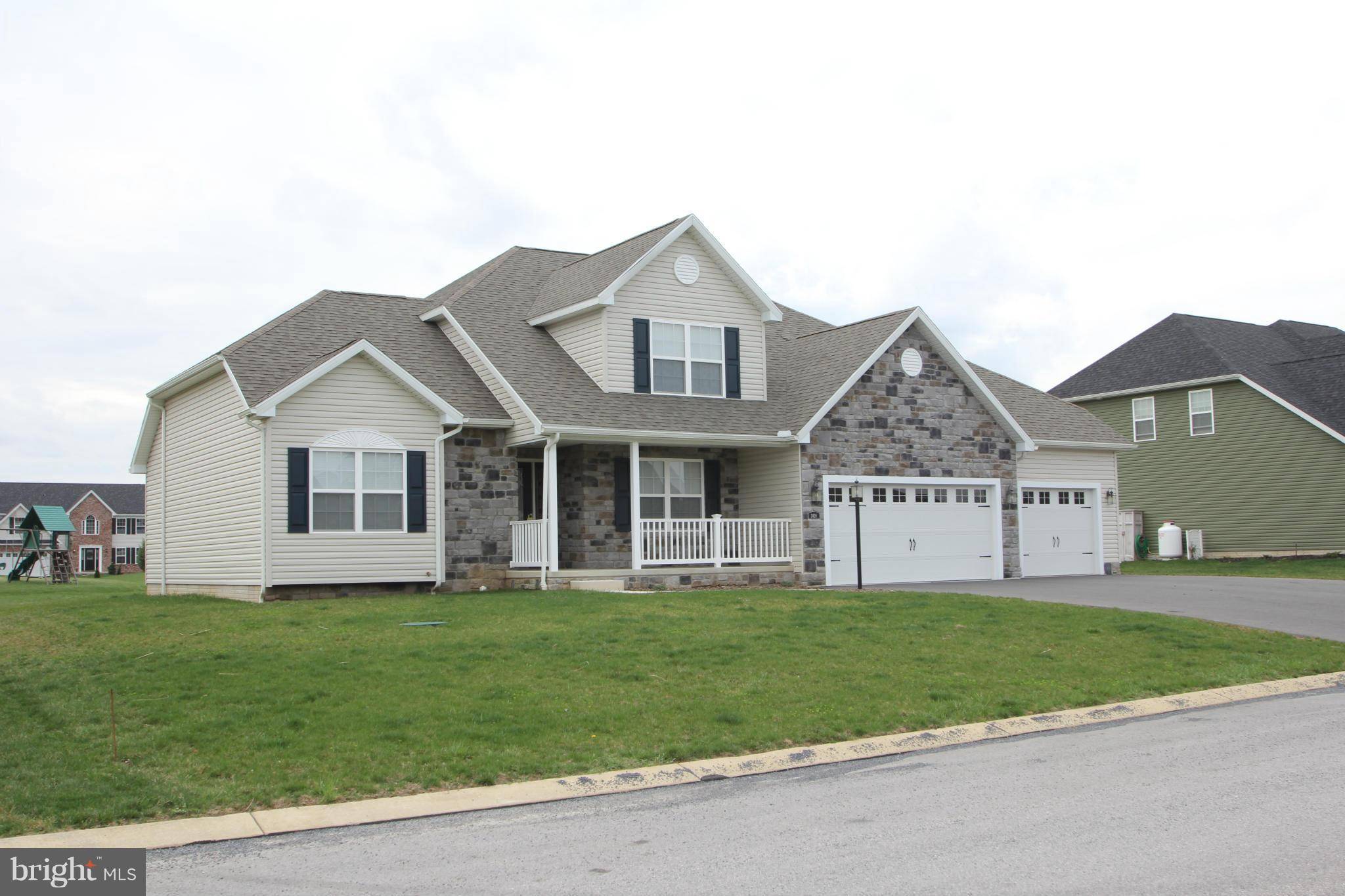 Chambersburg, PA 17202,2428 CORNWALL RD