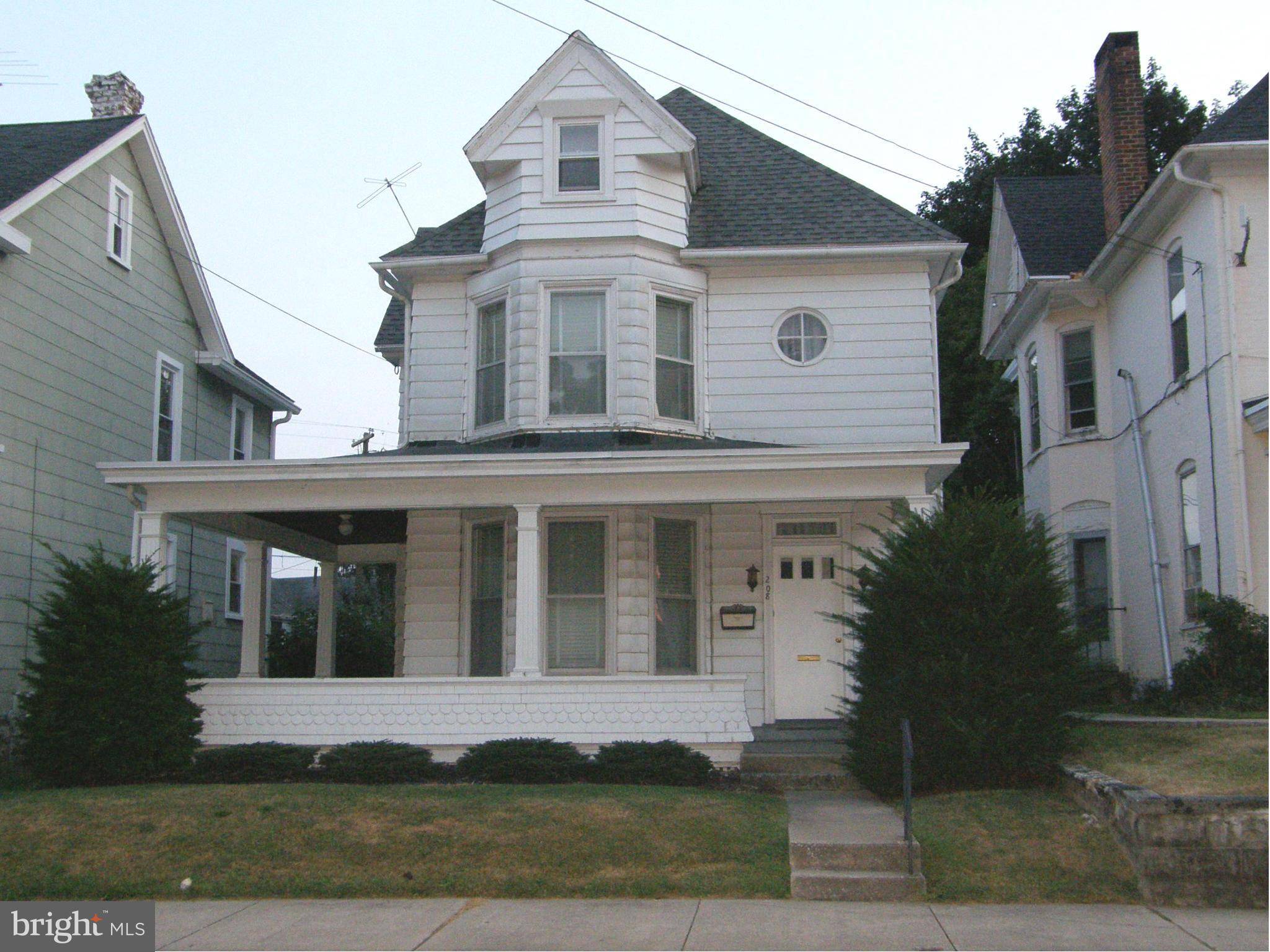 Waynesboro, PA 17268,208 SECOND ST W