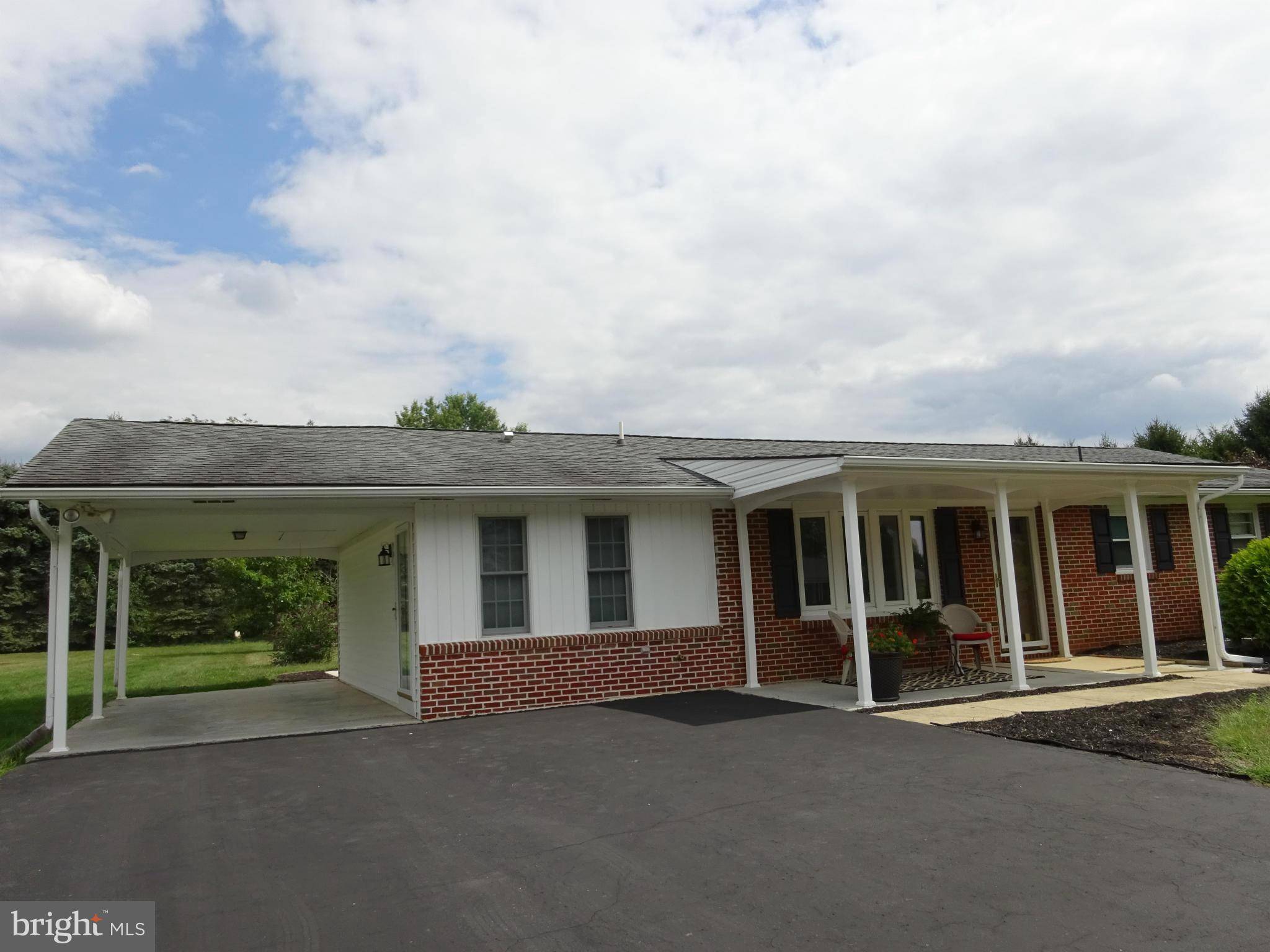 Greencastle, PA 17225,12170 CAROL AVE