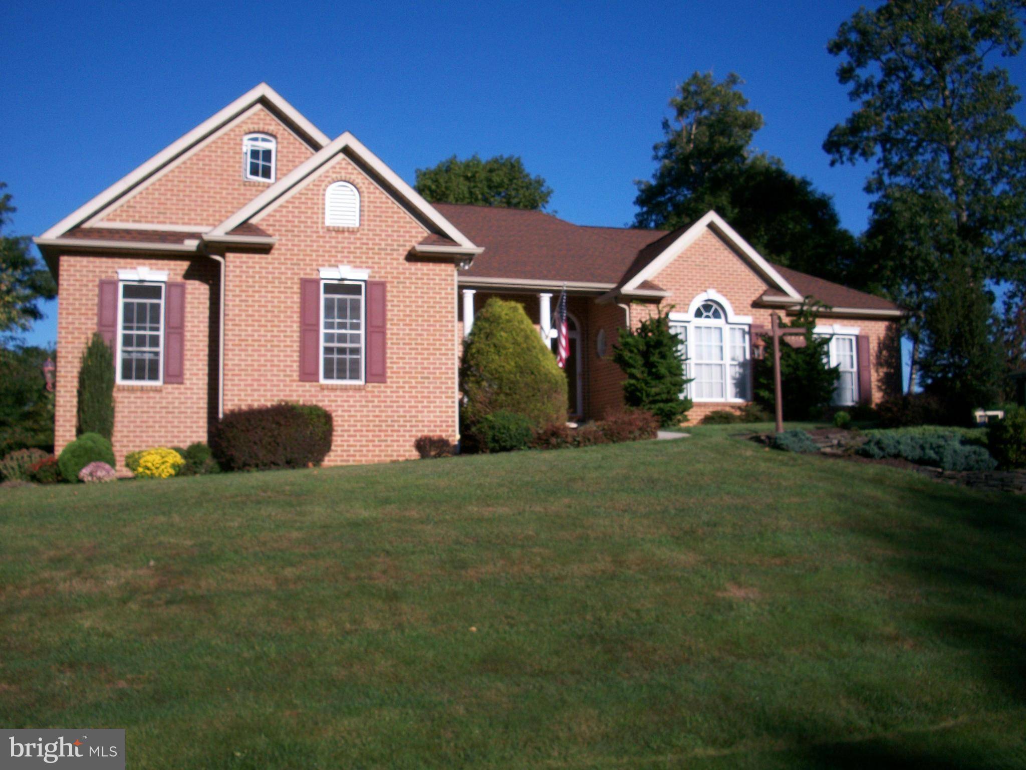 Fayetteville, PA 17222,7050 FAIRWAY OAKS