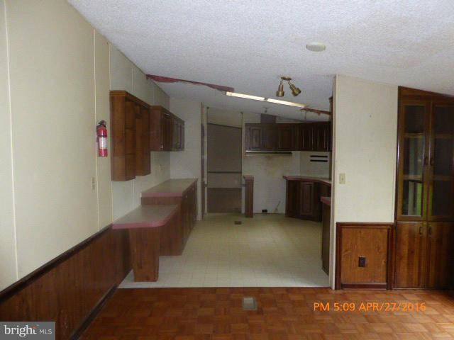 Augusta, WV 26704,47 VALLEY VIEW DR