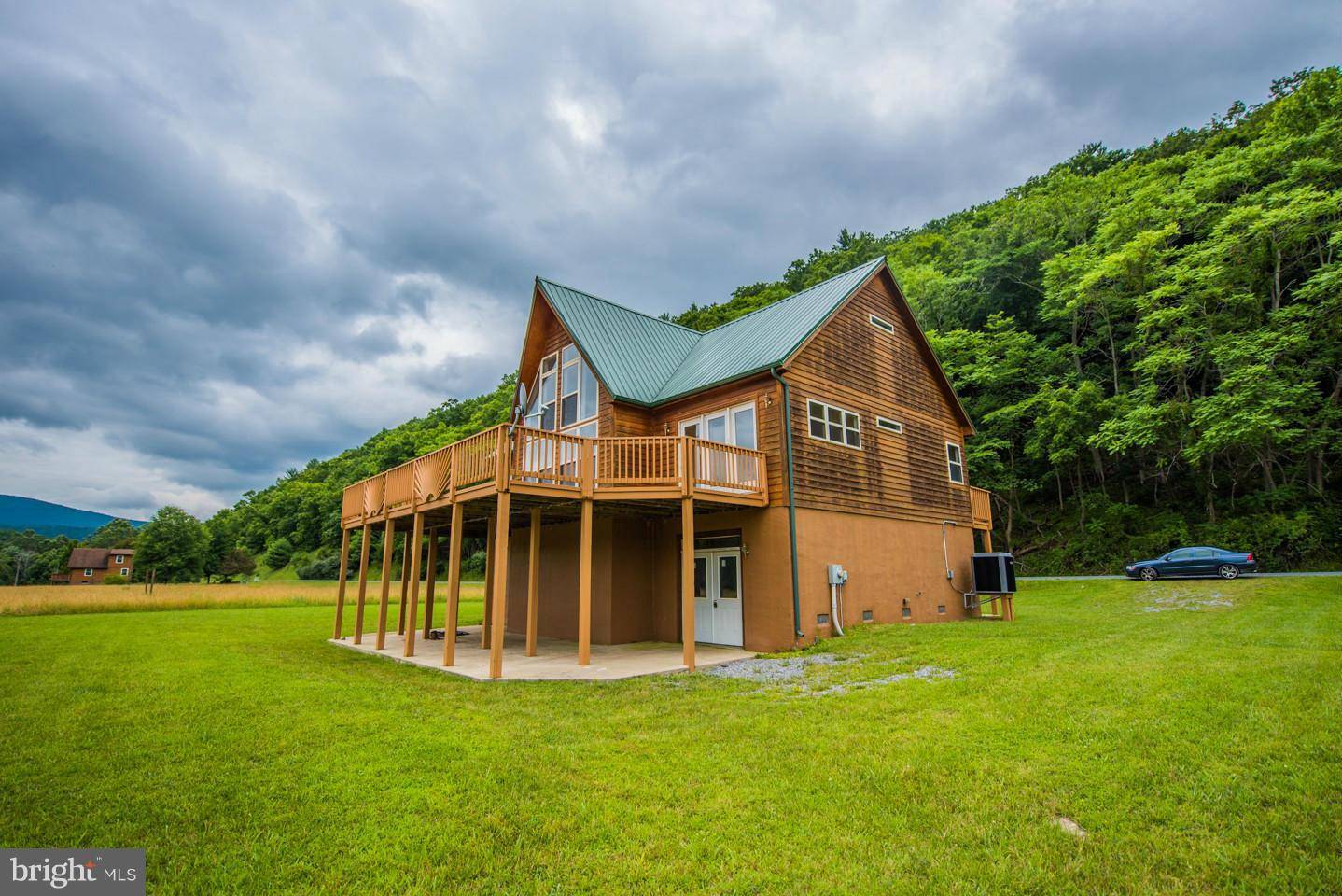 Paw Paw, WV 25434,131 DEER MEADOW ROAD