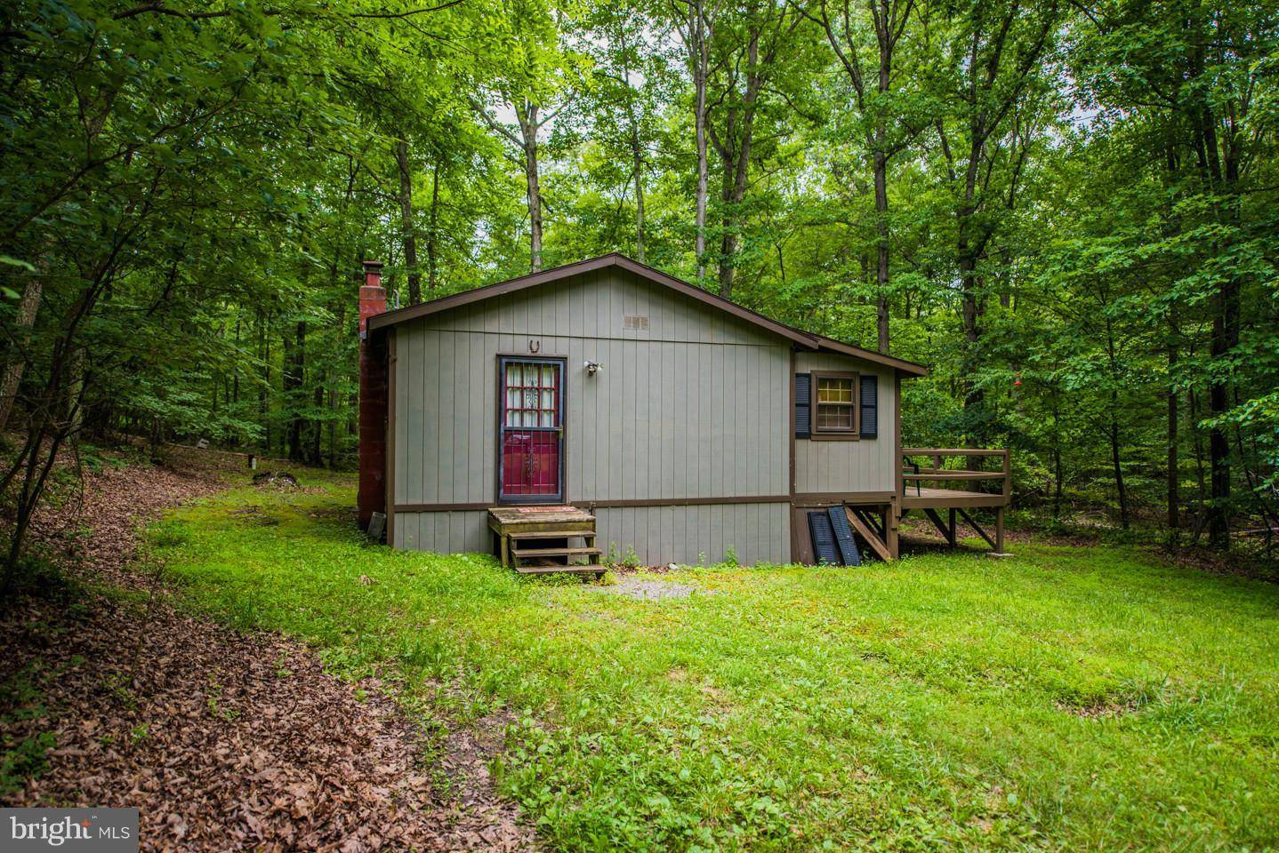 Paw Paw, WV 25434,40 EAGLE MOUNTAIN RD