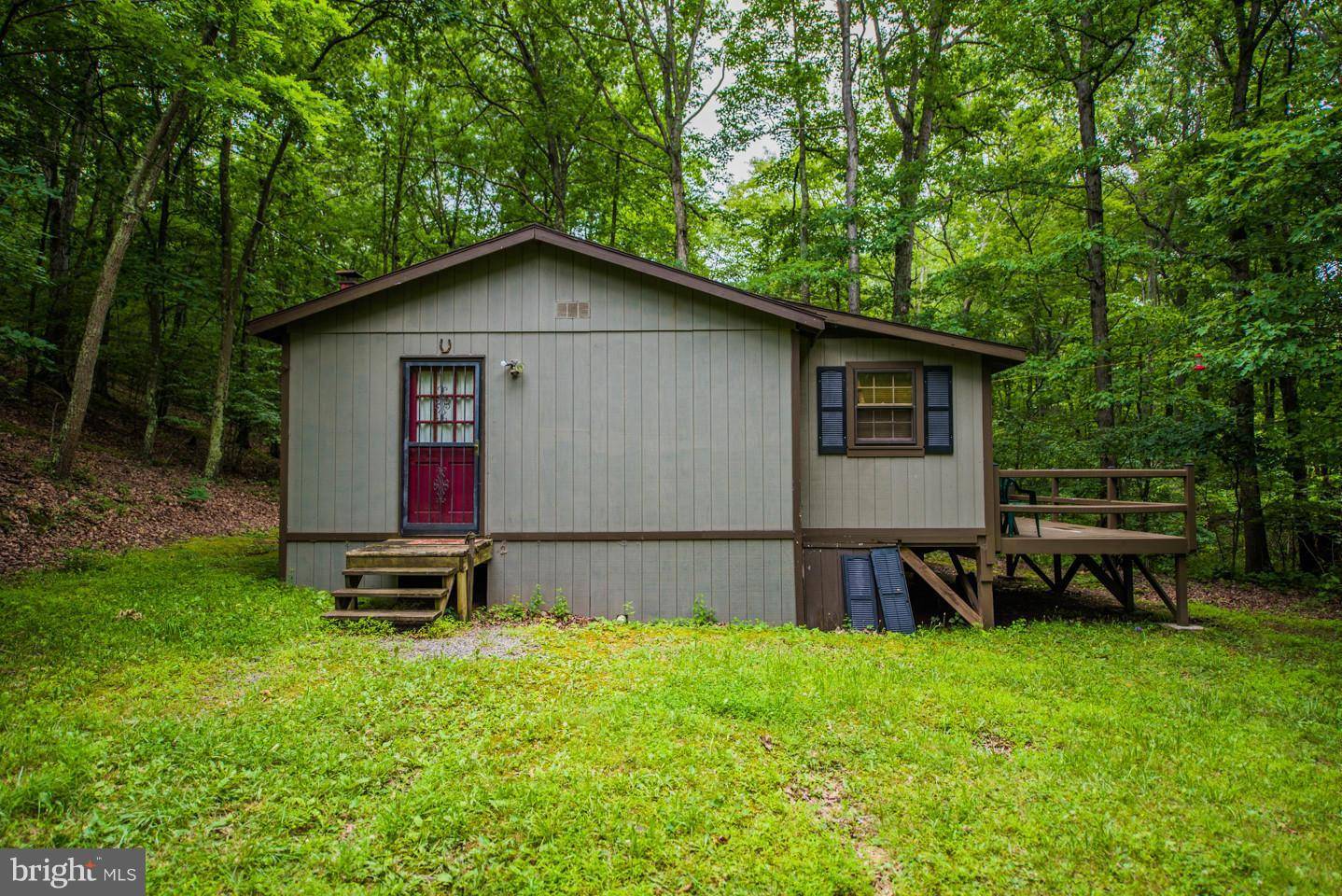 Paw Paw, WV 25434,40 EAGLE MOUNTAIN RD