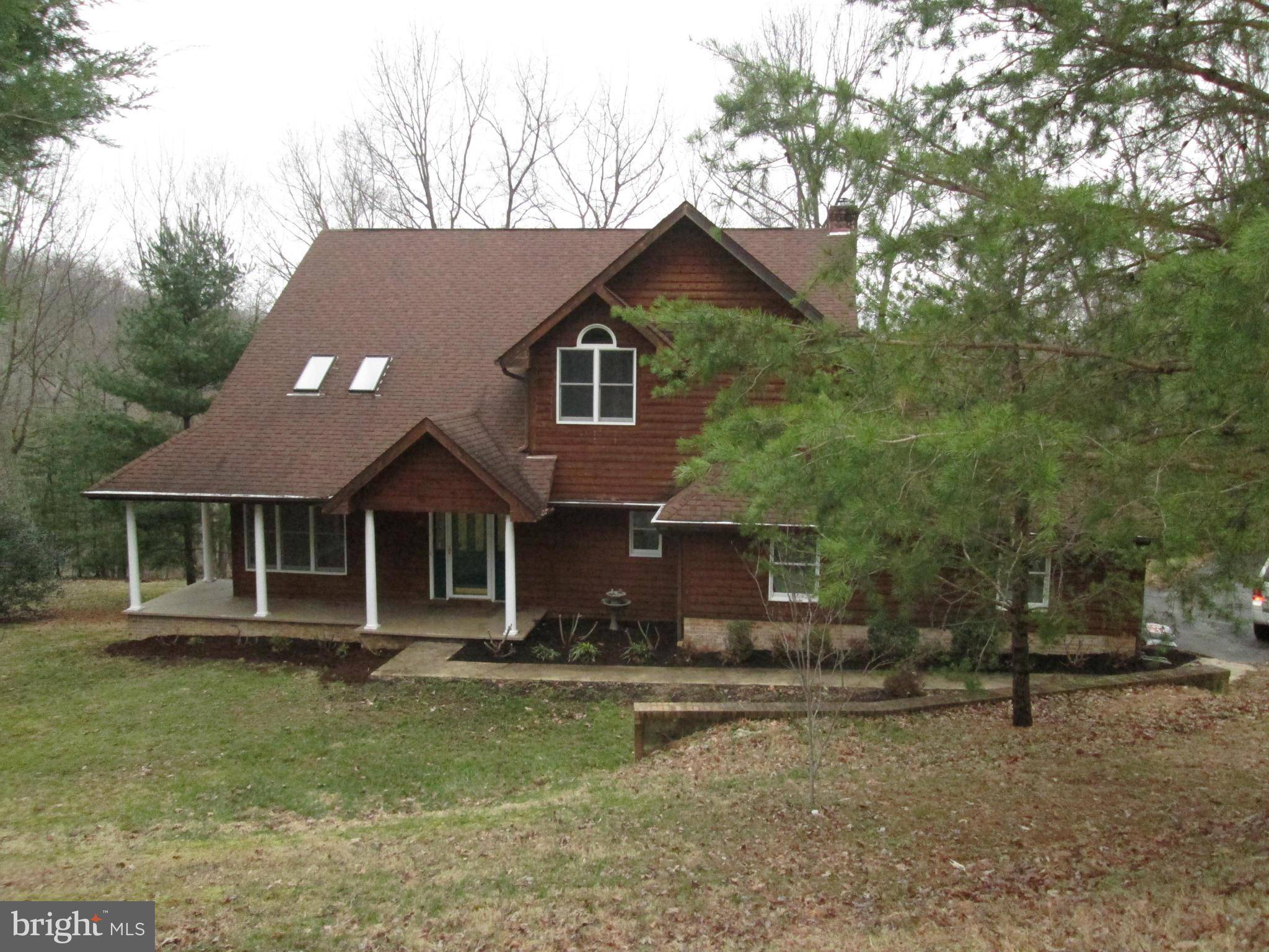 Harpers Ferry, WV 25425,71 LITTLE LAKE CT