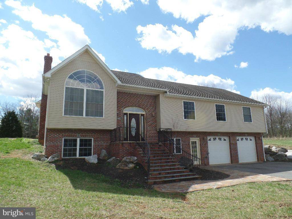 Kearneysville, WV 25430,13428 LEETOWN RD