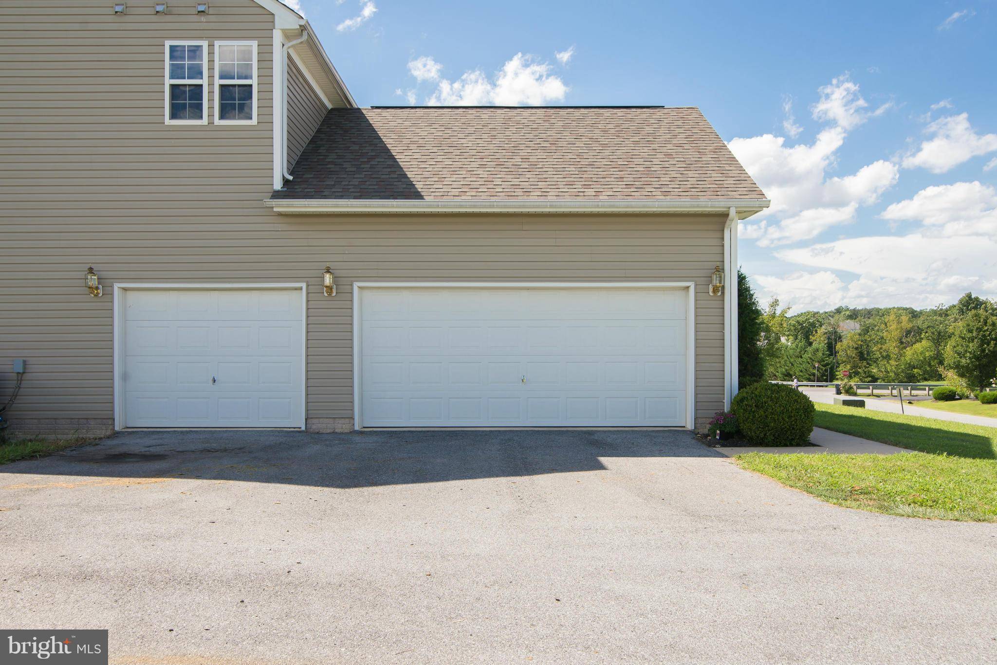 Kearneysville, WV 25430,246 CIRRUS WAY