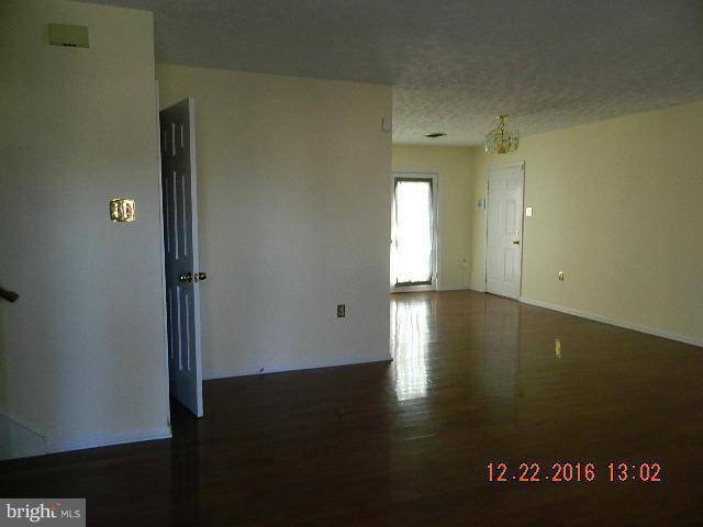 Charles Town, WV 25414,42 TALL OAK DR