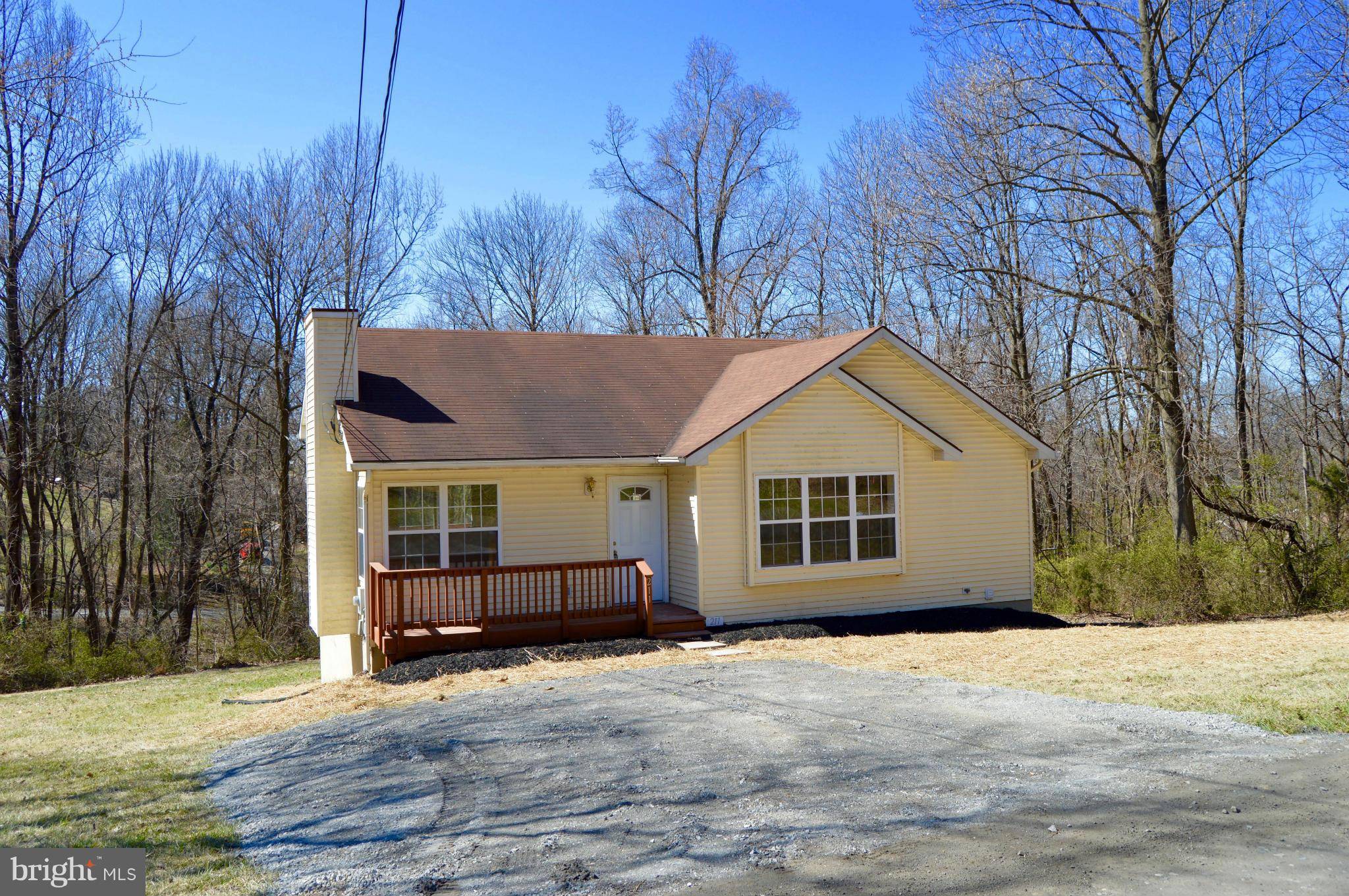 Harpers Ferry, WV 25425,211 PERSIMMON PEAR LN