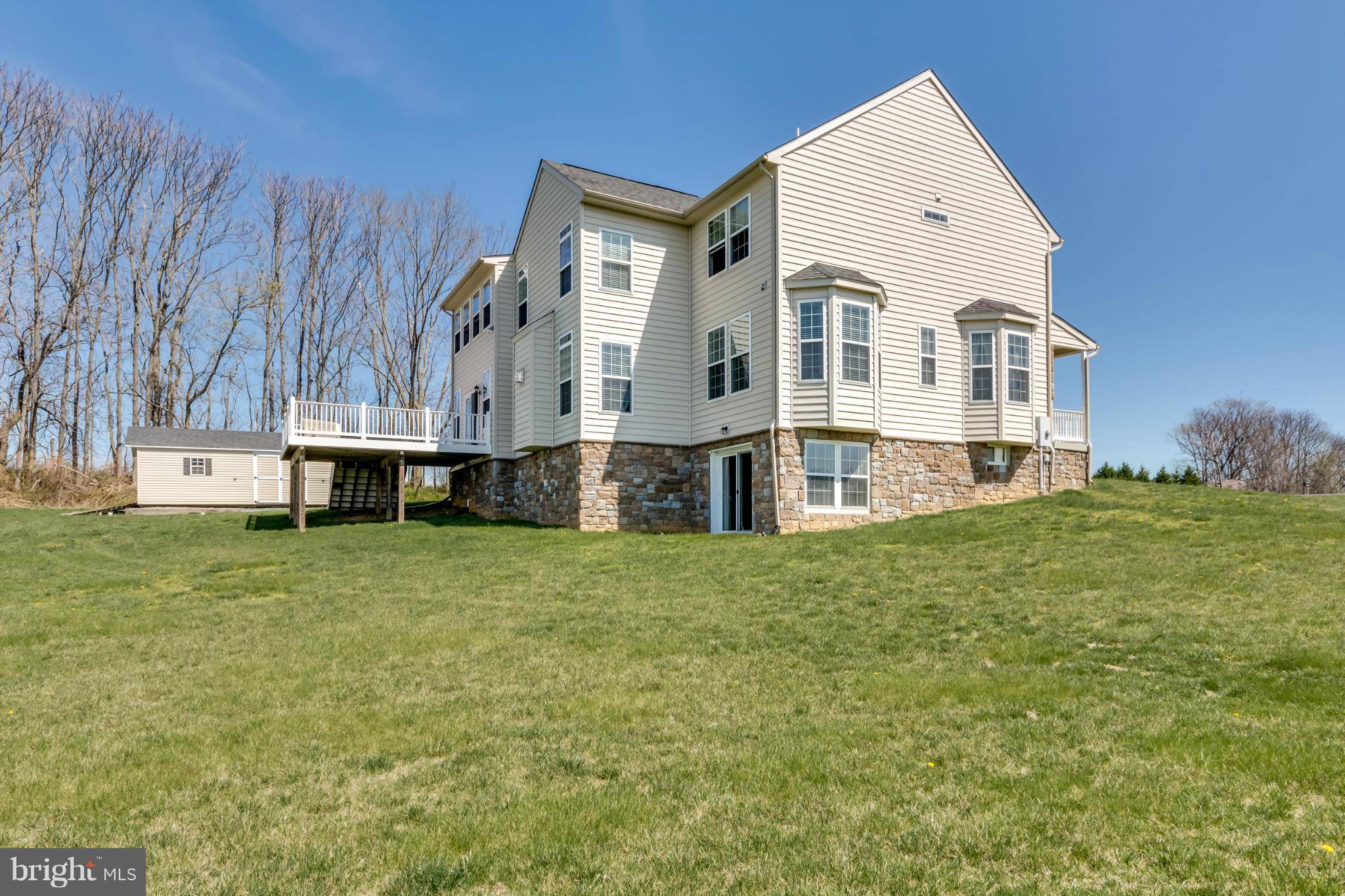 Kearneysville, WV 25430,381 PASO CORTO DR