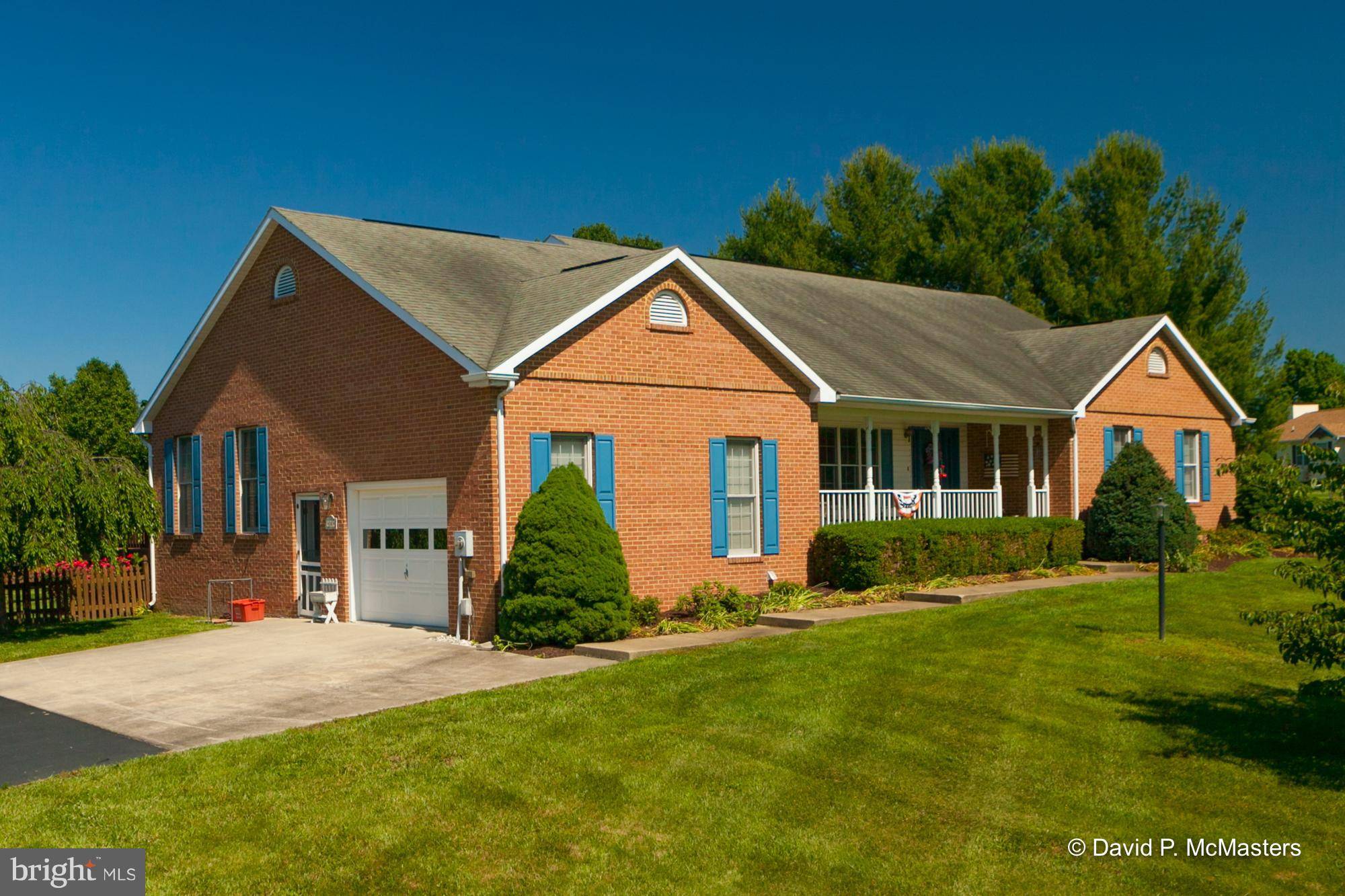 Shenandoah Junction, WV 25442,27 EDWARD CT