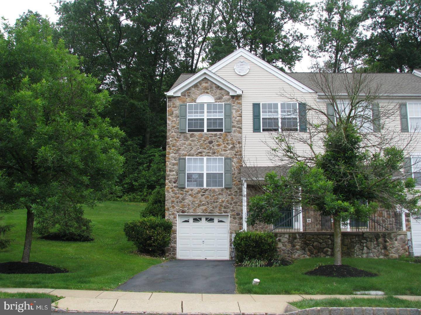 Doylestown, PA 18902,3782 SWETLAND DR