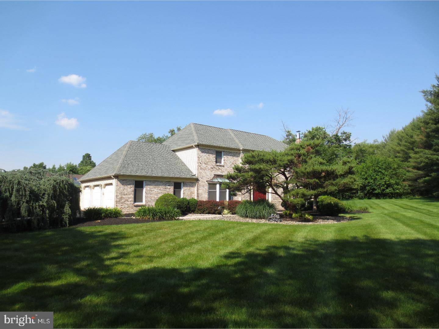 Yardley, PA 19067,1040 DREW DR