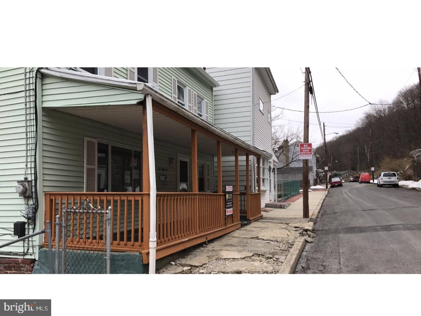 Pottsville, PA 17901,255 W SAVORY ST