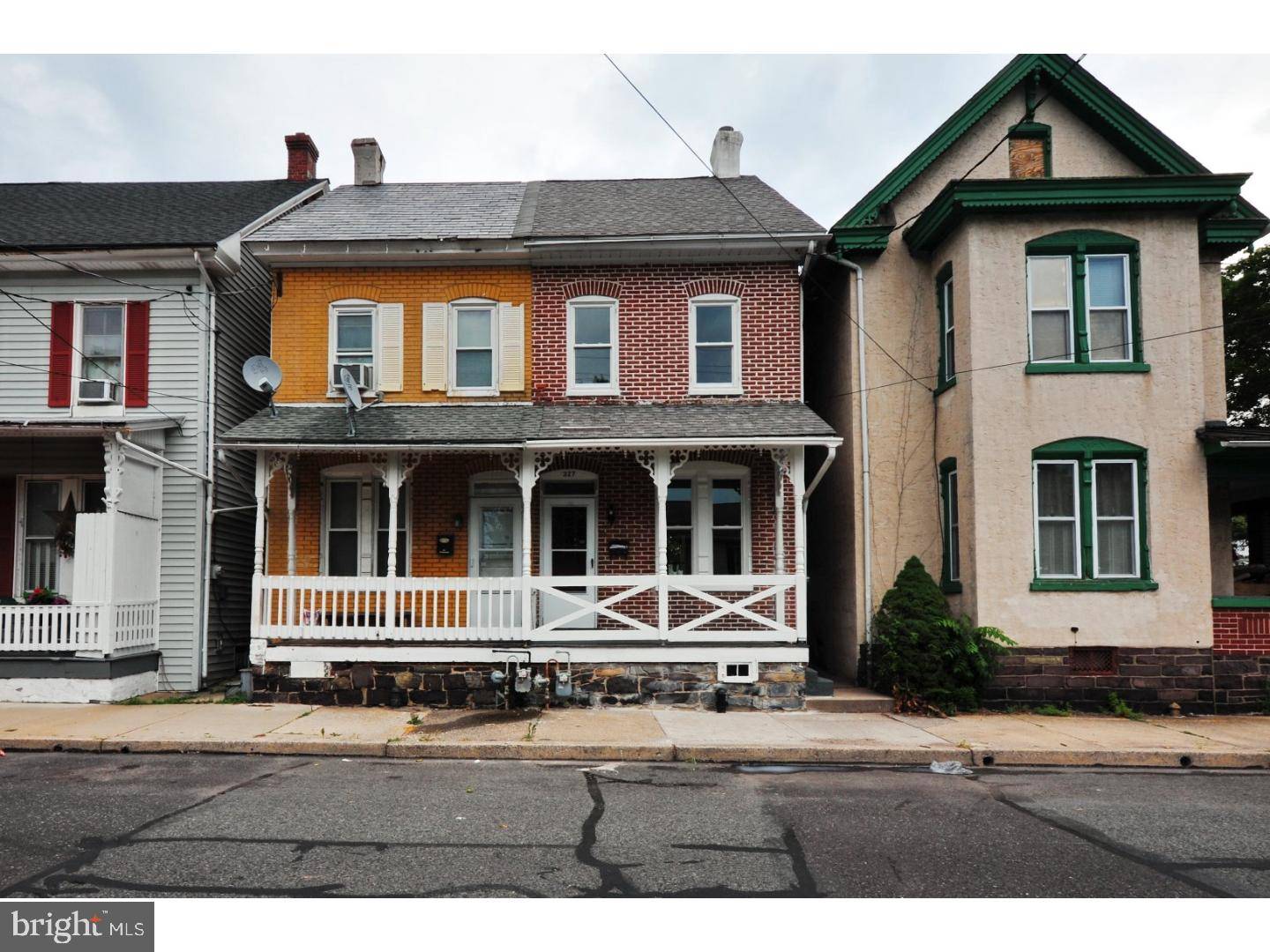 East Greenville, PA 18041,327 JEFFERSON ST