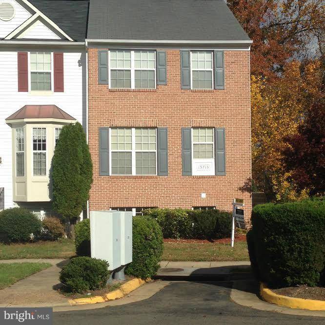 Dumfries, VA 22025,15715 LANSDALE PL