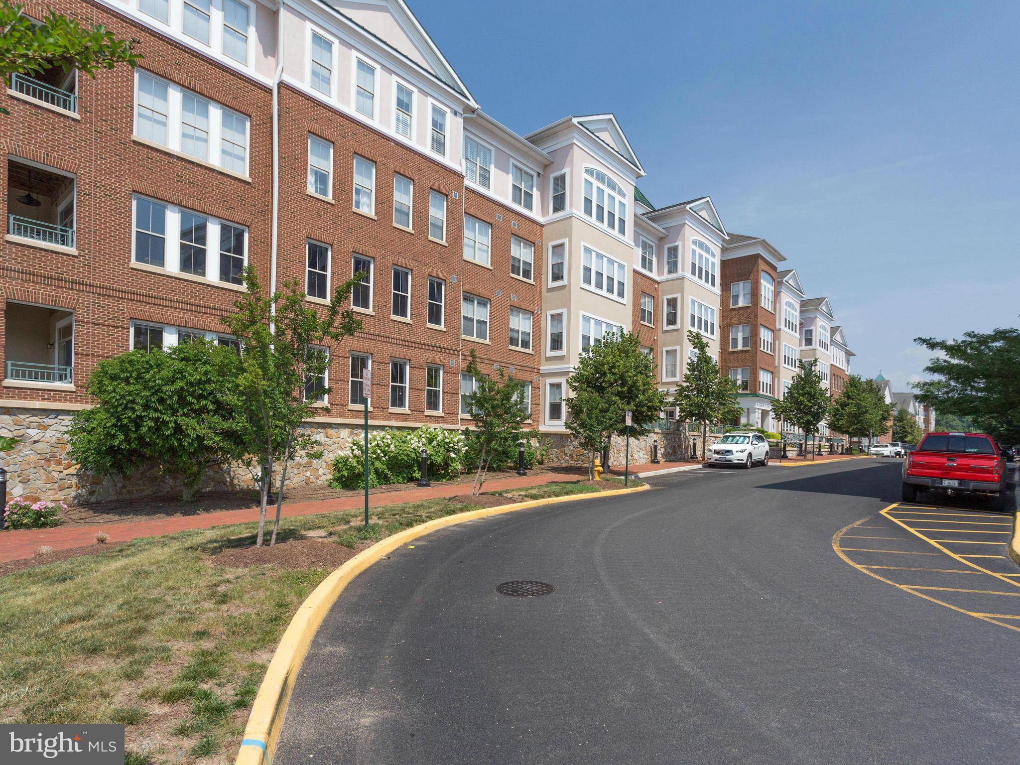 Woodbridge, VA 22191,500 BELMONT BAY DR #108