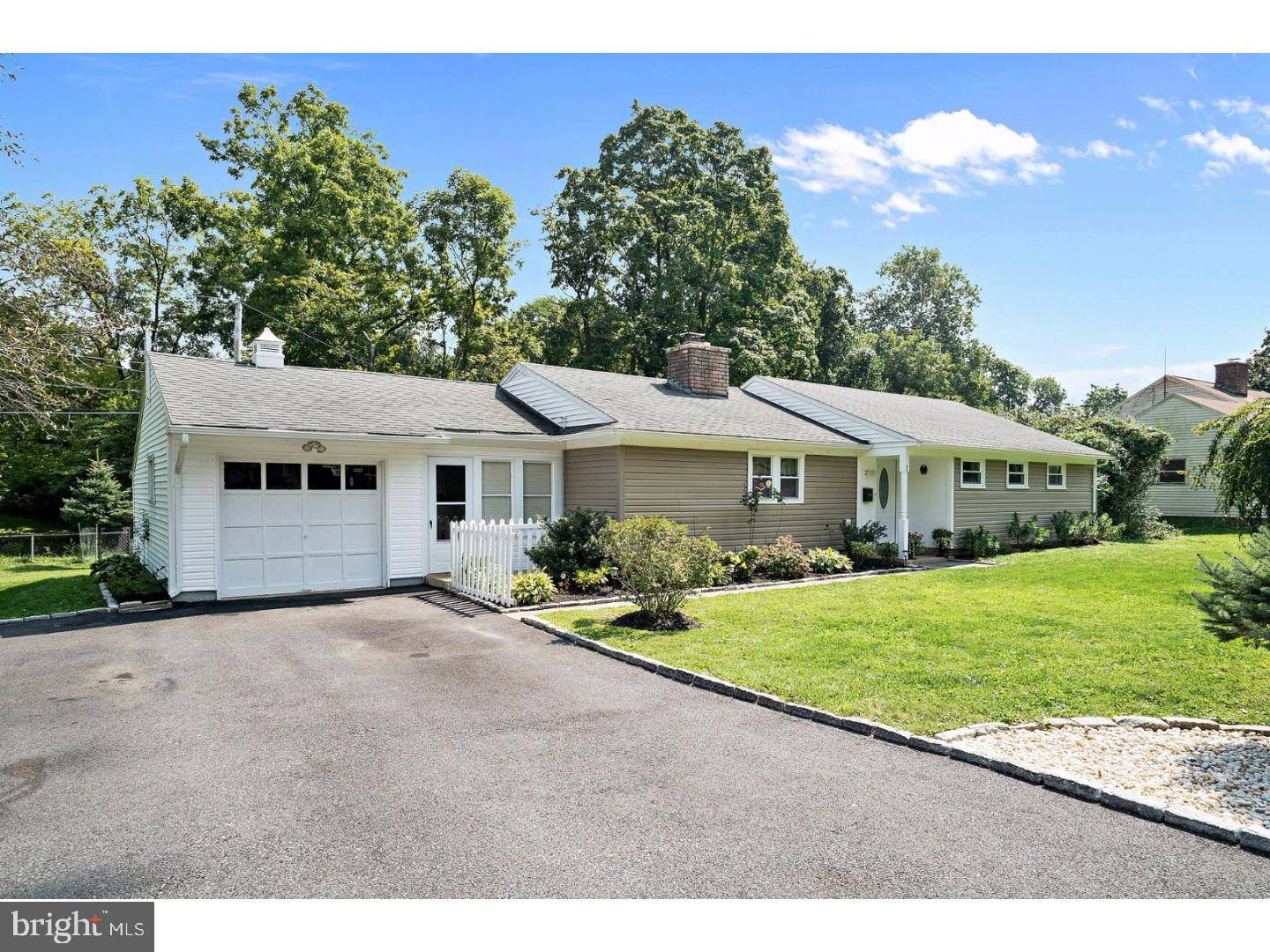 Paoli, PA 19301,1 COBBLESTONE DR