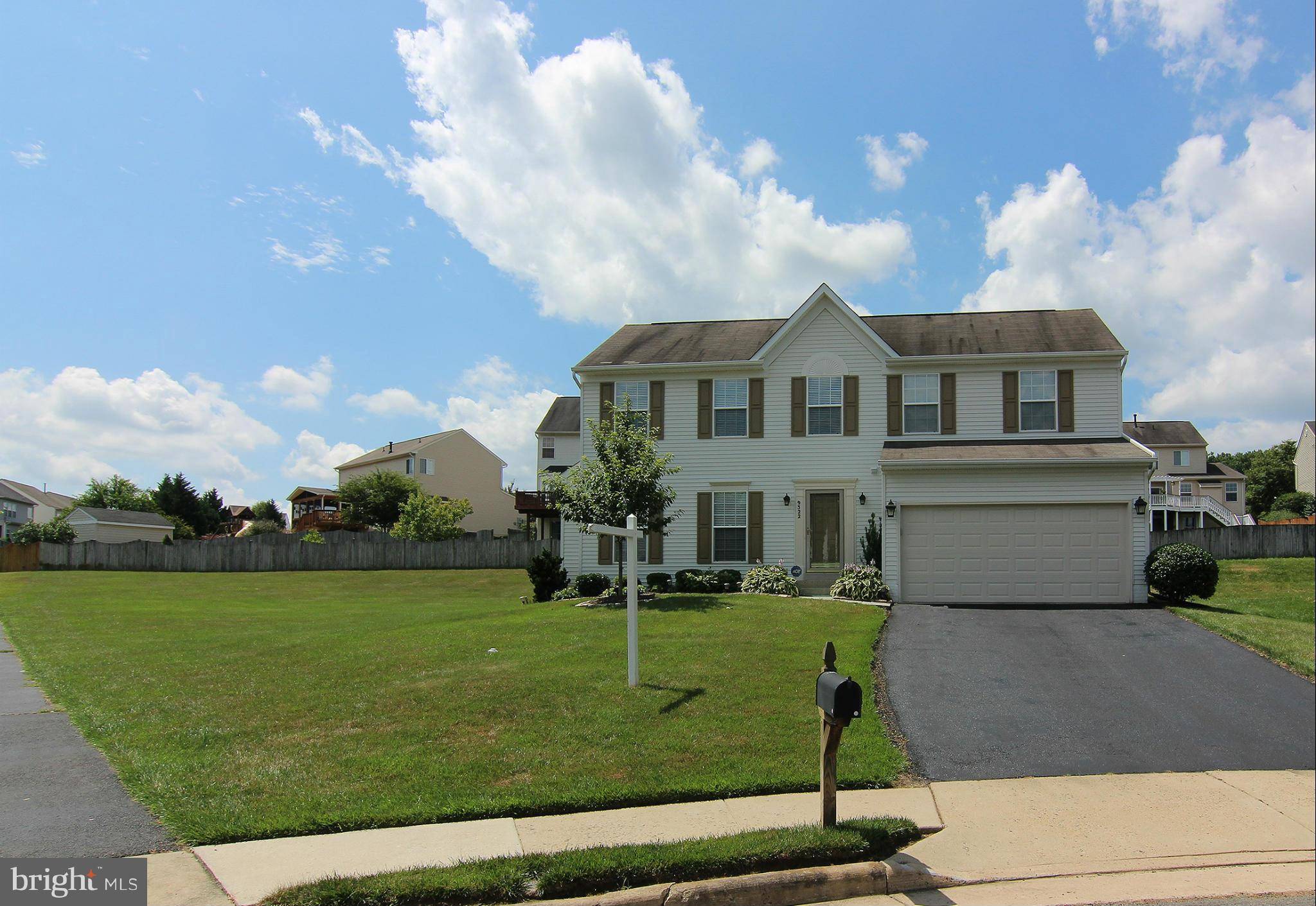 Manassas Park, VA 20111,9322 LAURIE CT