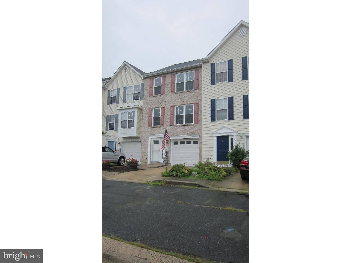 Newark, DE 19702,176 VERSAILLES CT