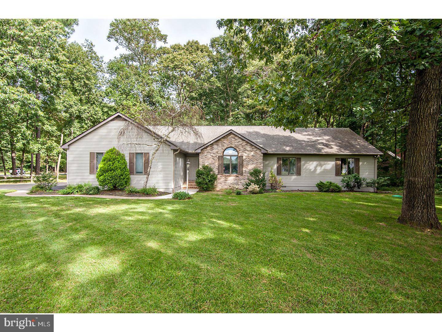 Frederica, DE 19946,446 RUYTER DR