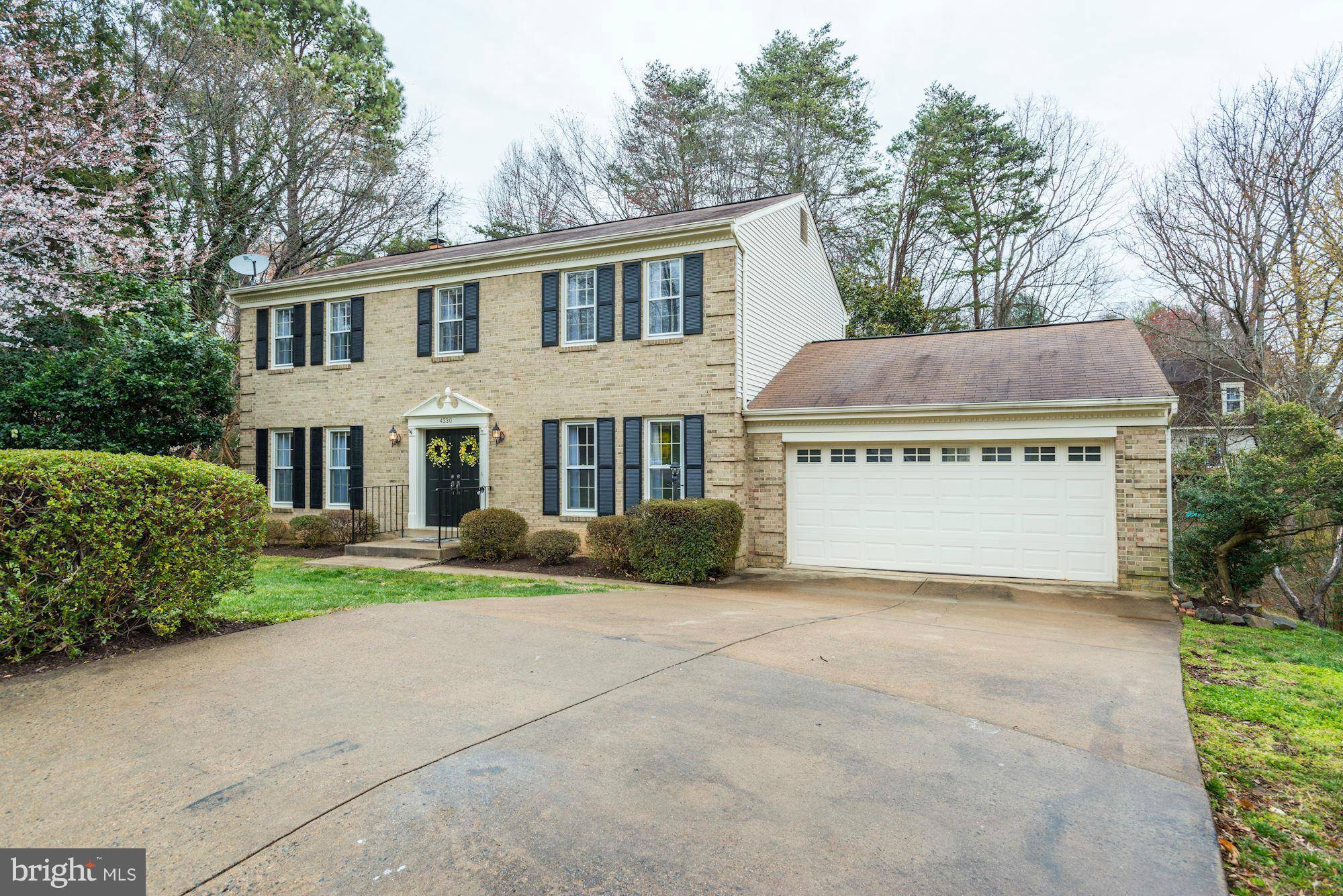 Dumfries, VA 22025,4330 FALLSTONE PL