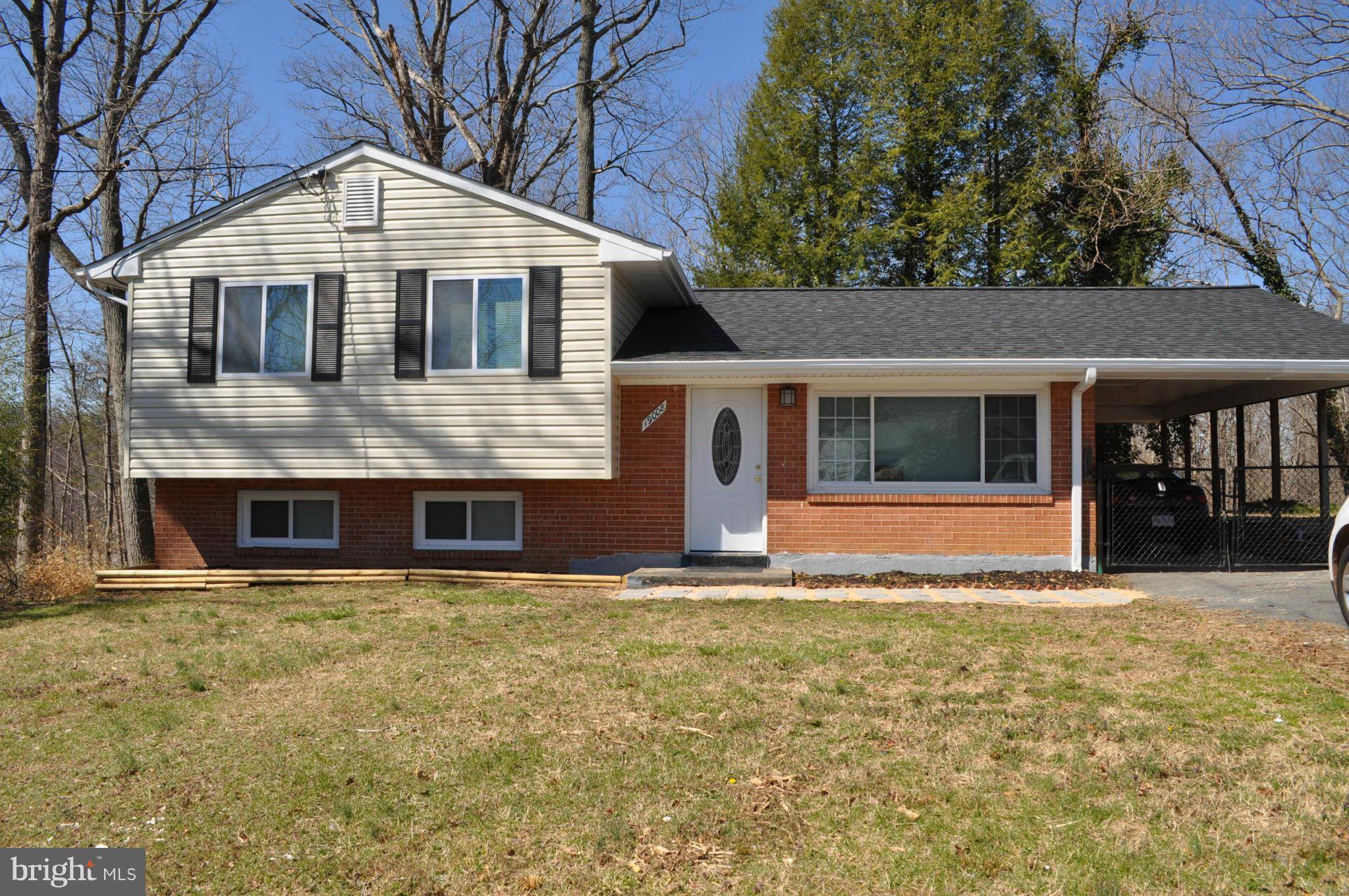 Triangle, VA 22172,19008 BARNETTE CIR