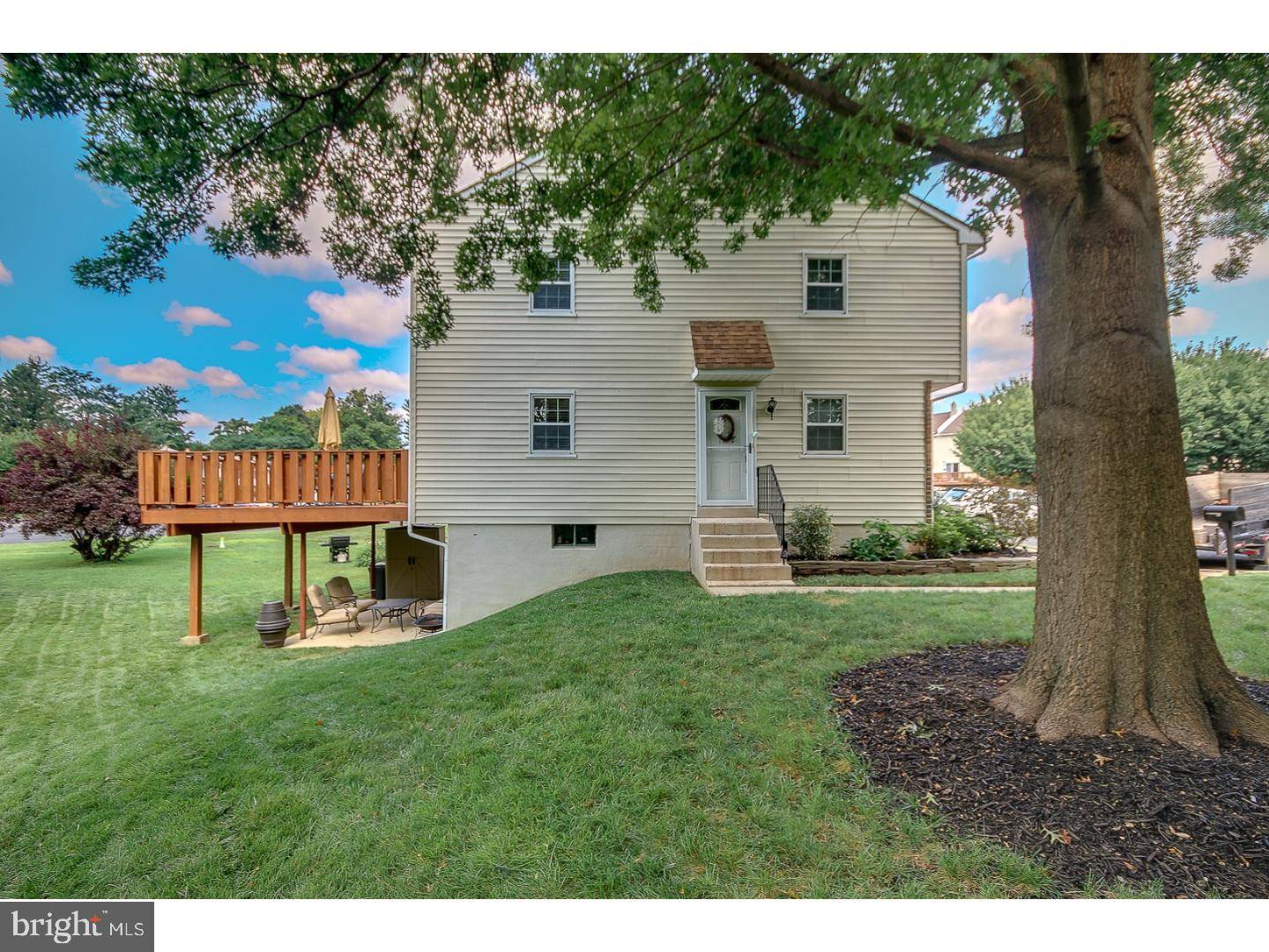 Aston, PA 19014,25 COLONIAL CIR